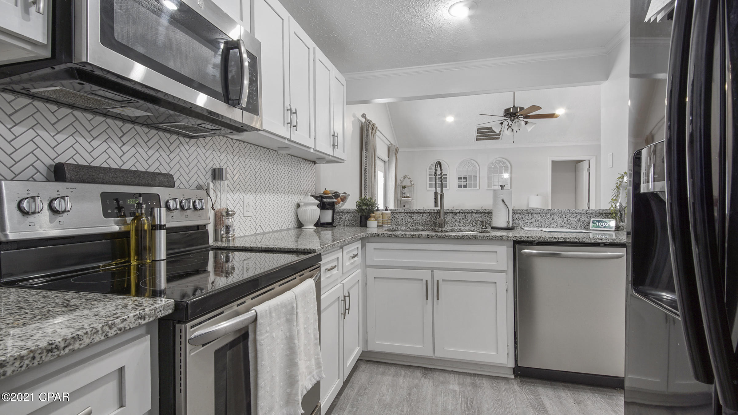 [No Recorded Subdiv] - Residential