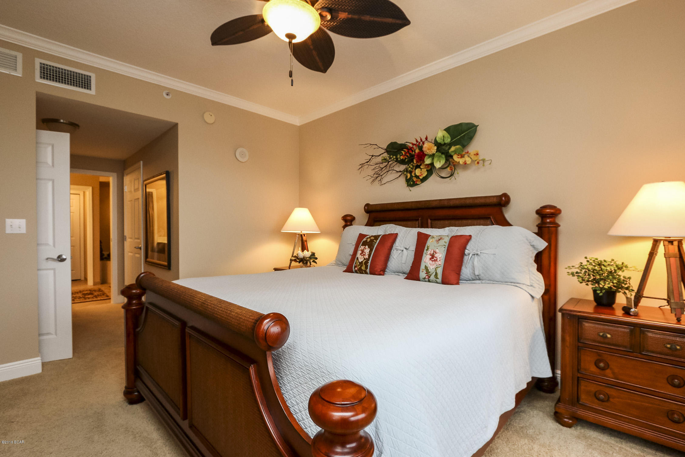 Magnolia Bay Club - Residential