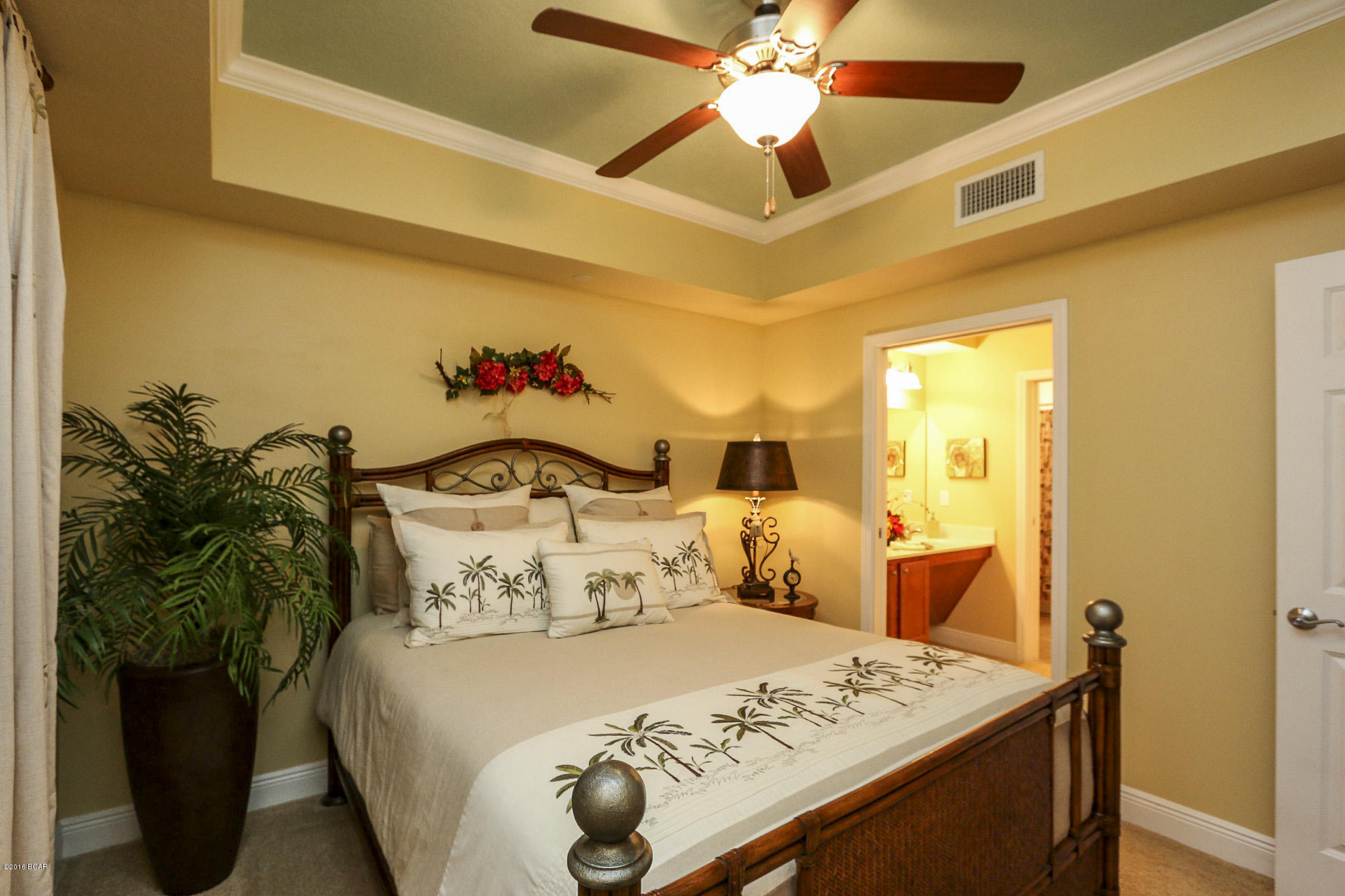 Magnolia Bay Club - Residential