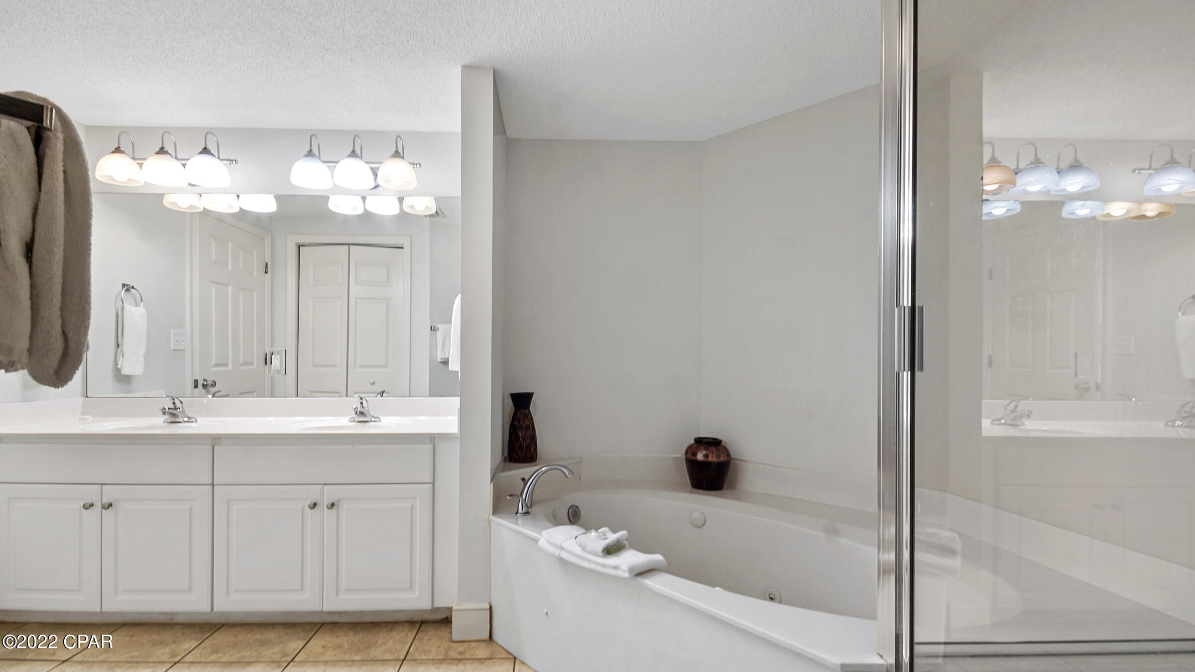 Majestic Beach Tower I - Residential