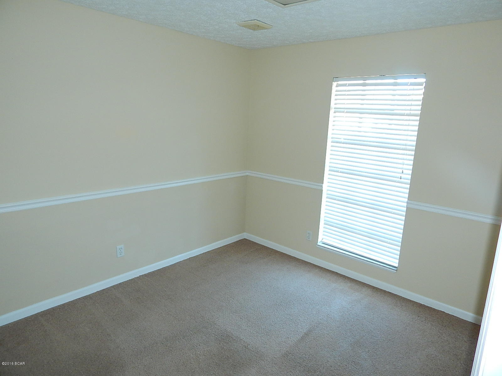 No Named Subdivision - Commercial Lease