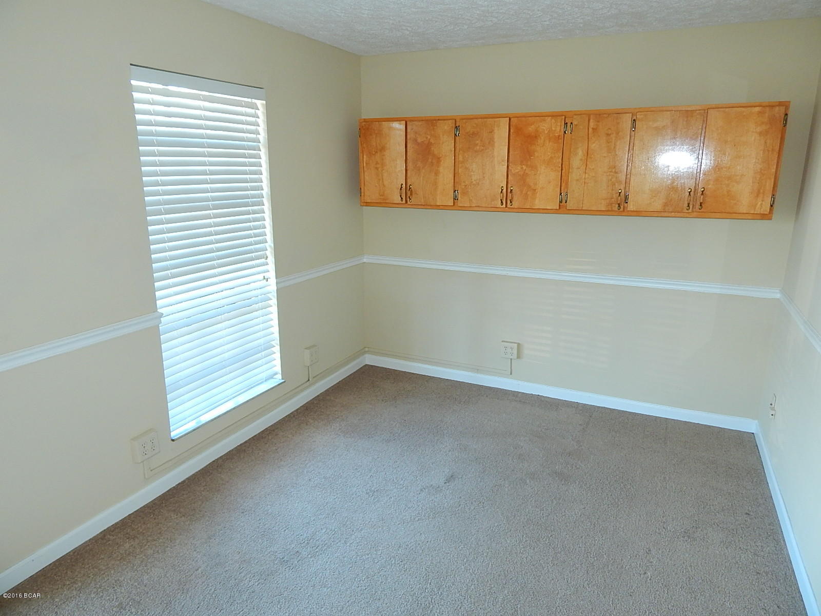 No Named Subdivision - Commercial Lease