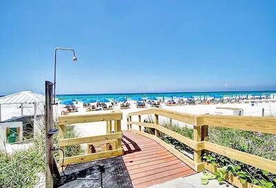 Tropic Winds - Residential