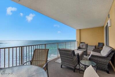 Tropic Winds - Residential