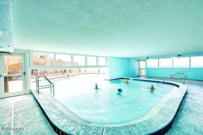 Tropic Winds - Residential