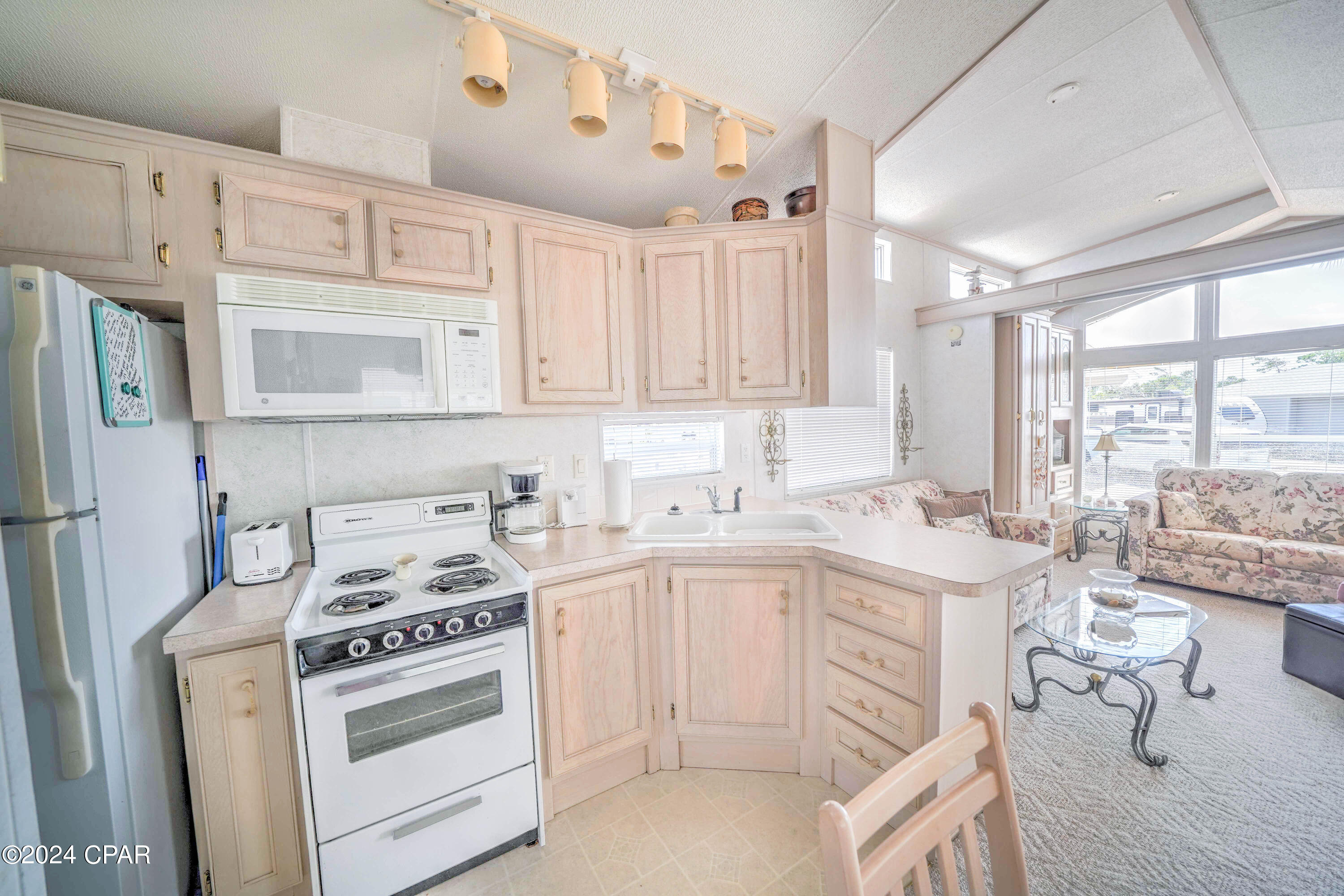 Venture Out Travel Trail - Residential