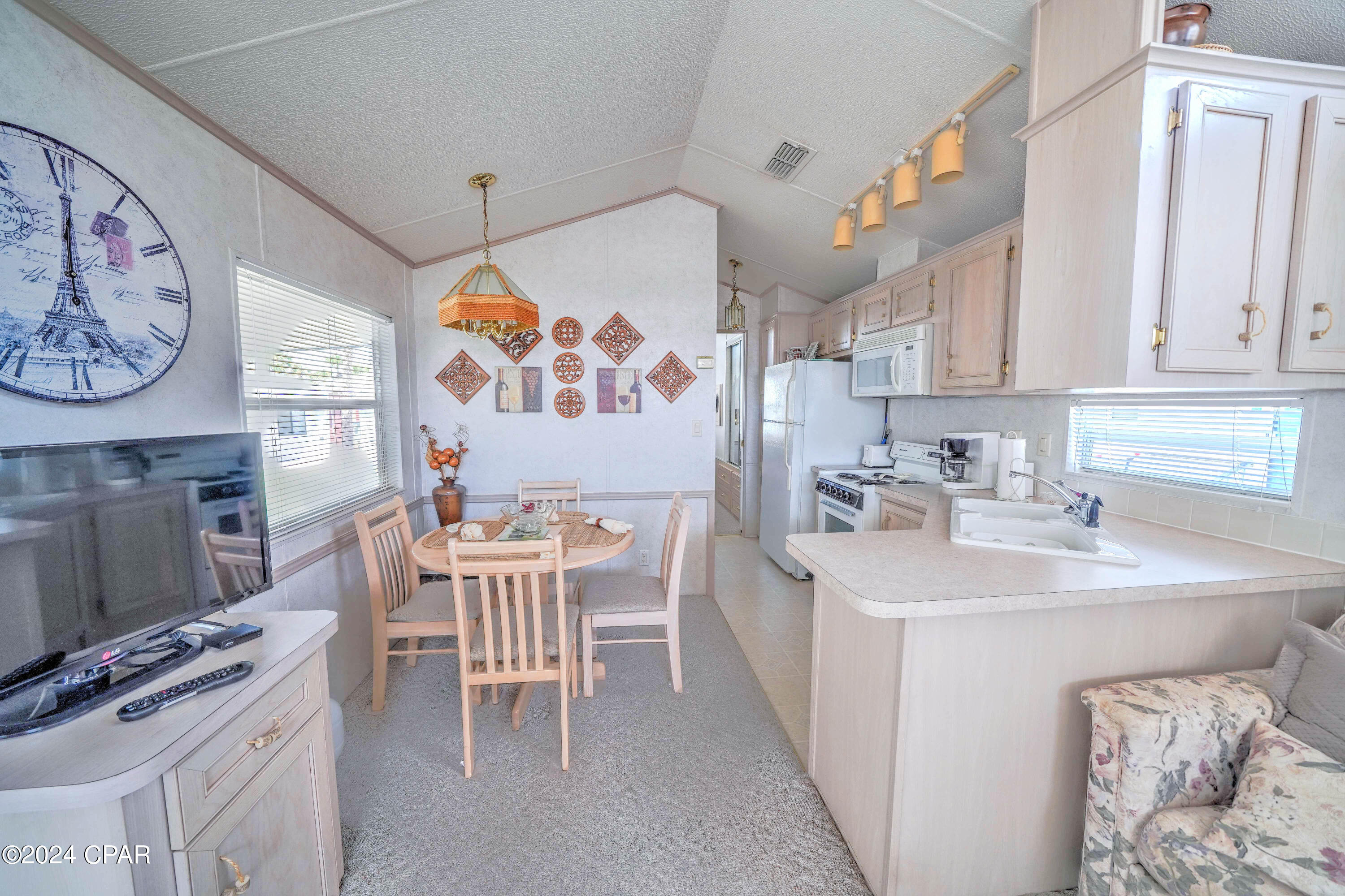 Venture Out Travel Trail - Residential