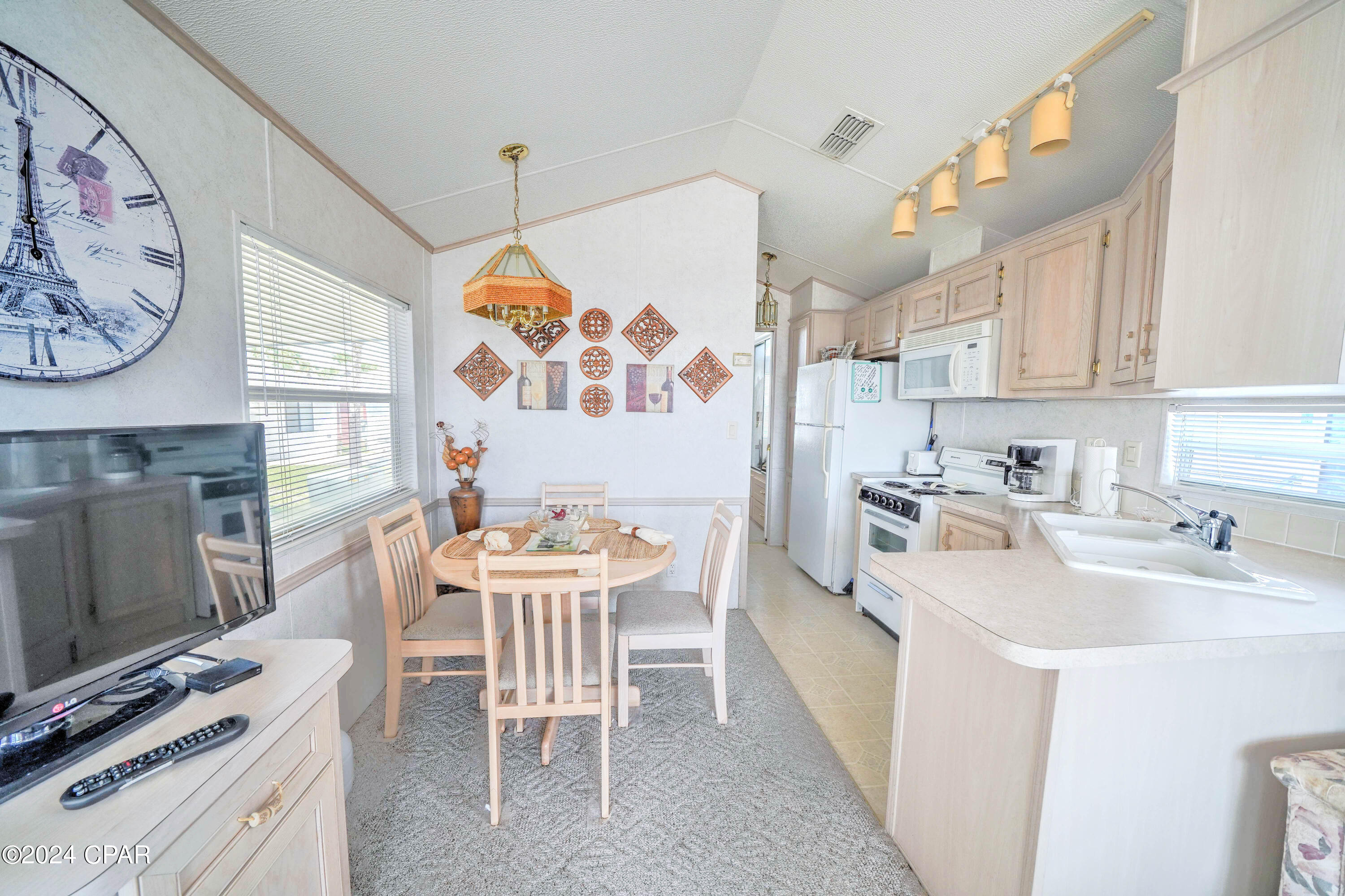 Venture Out Travel Trail - Residential