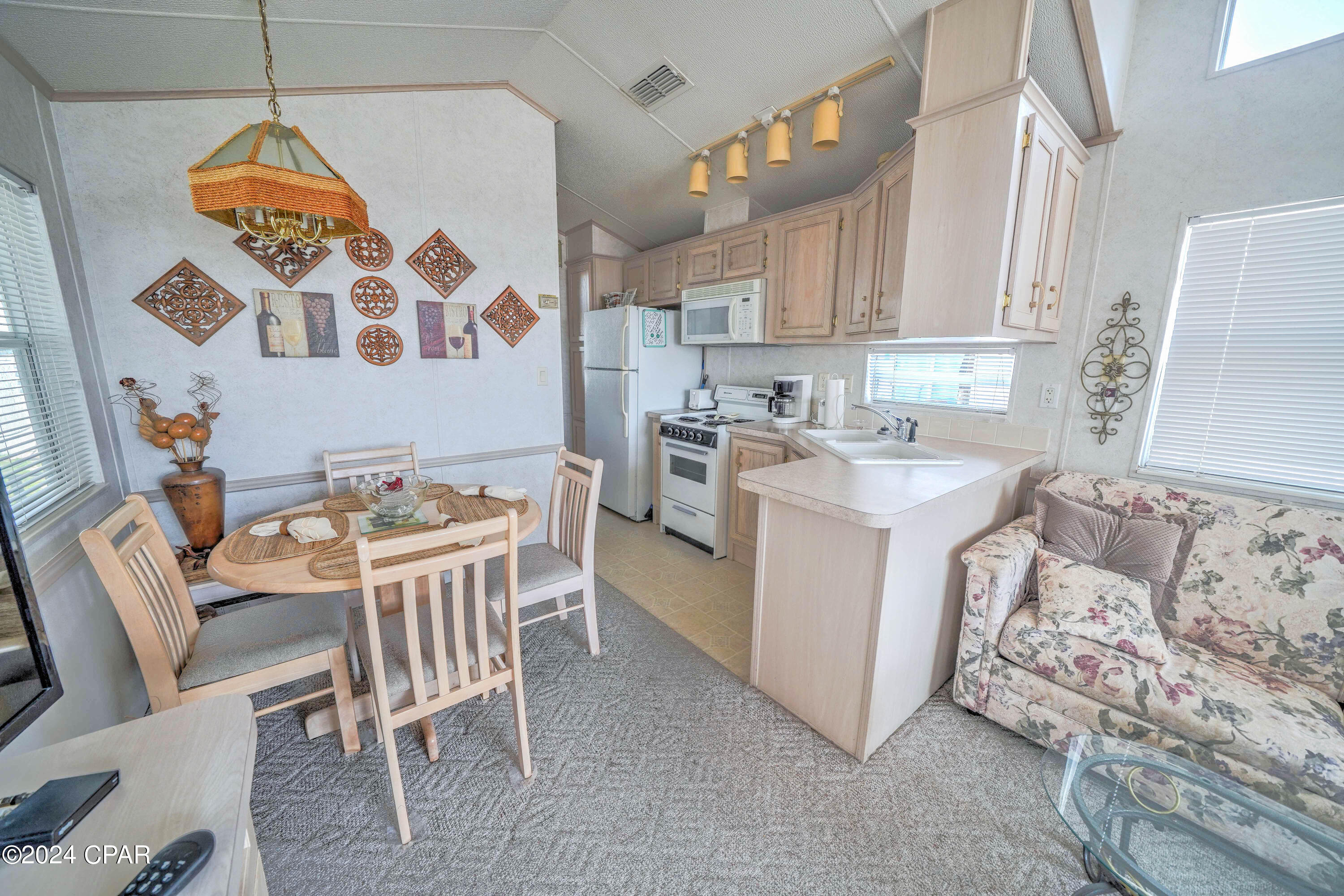 Venture Out Travel Trail - Residential