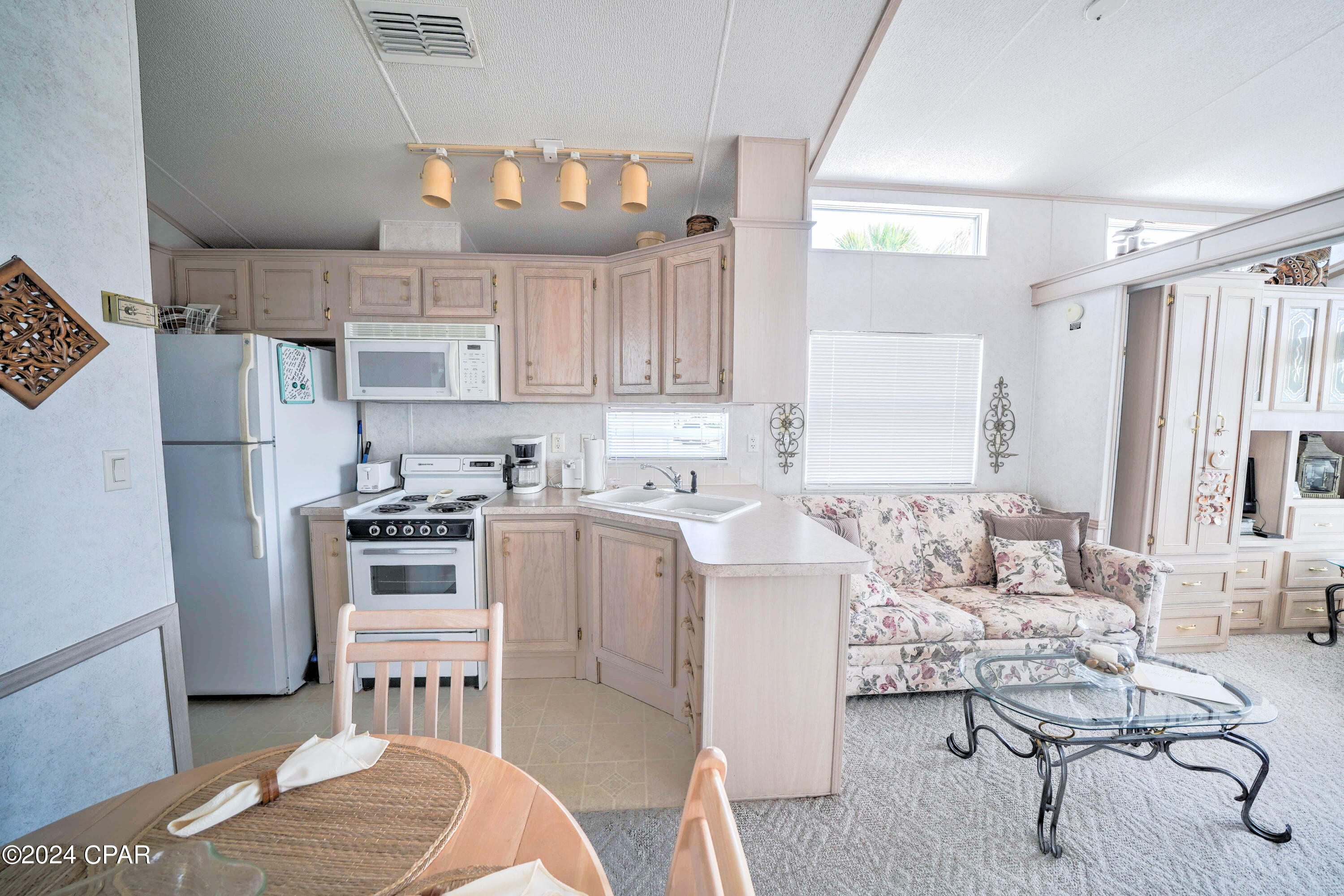 Venture Out Travel Trail - Residential