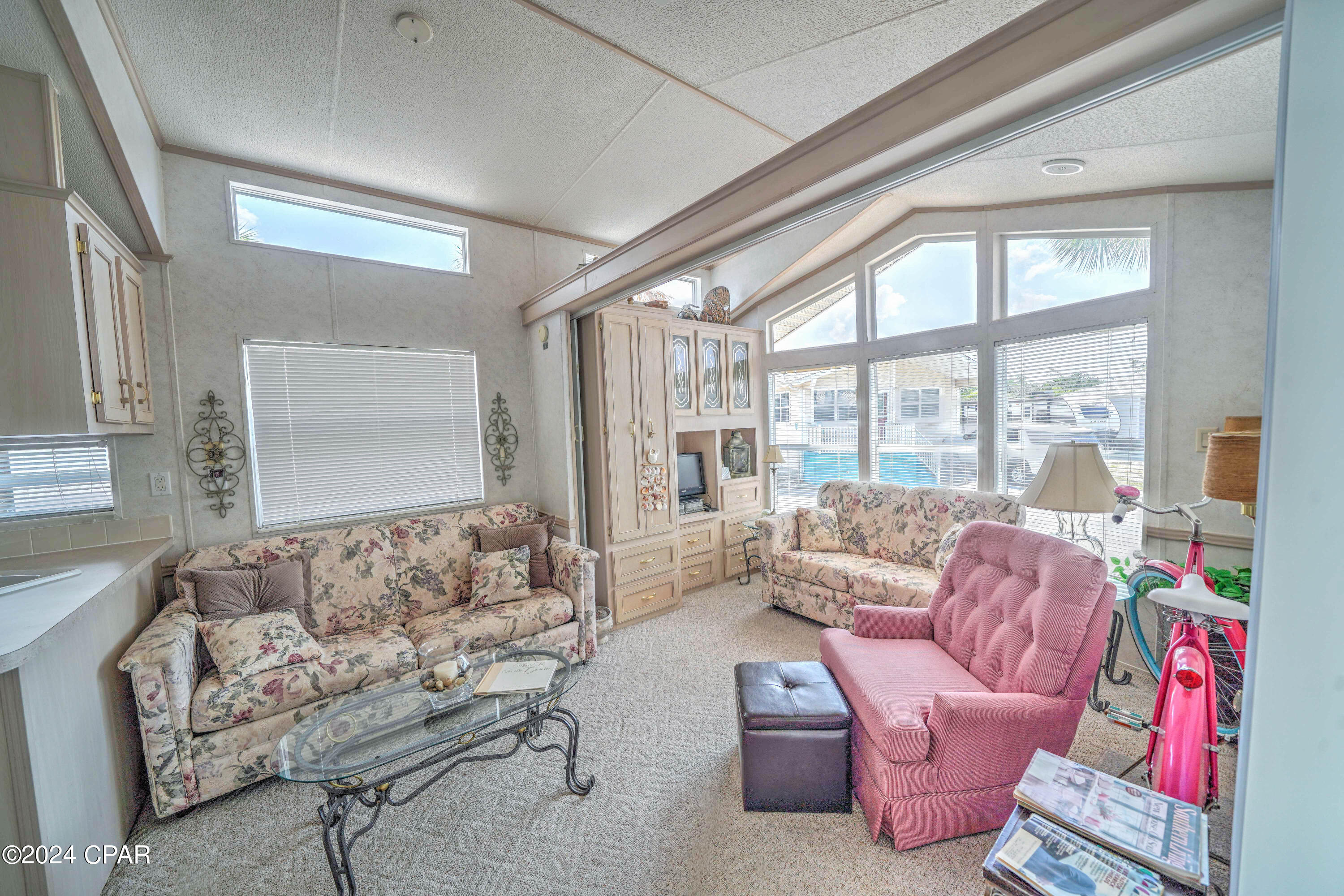 Venture Out Travel Trail - Residential