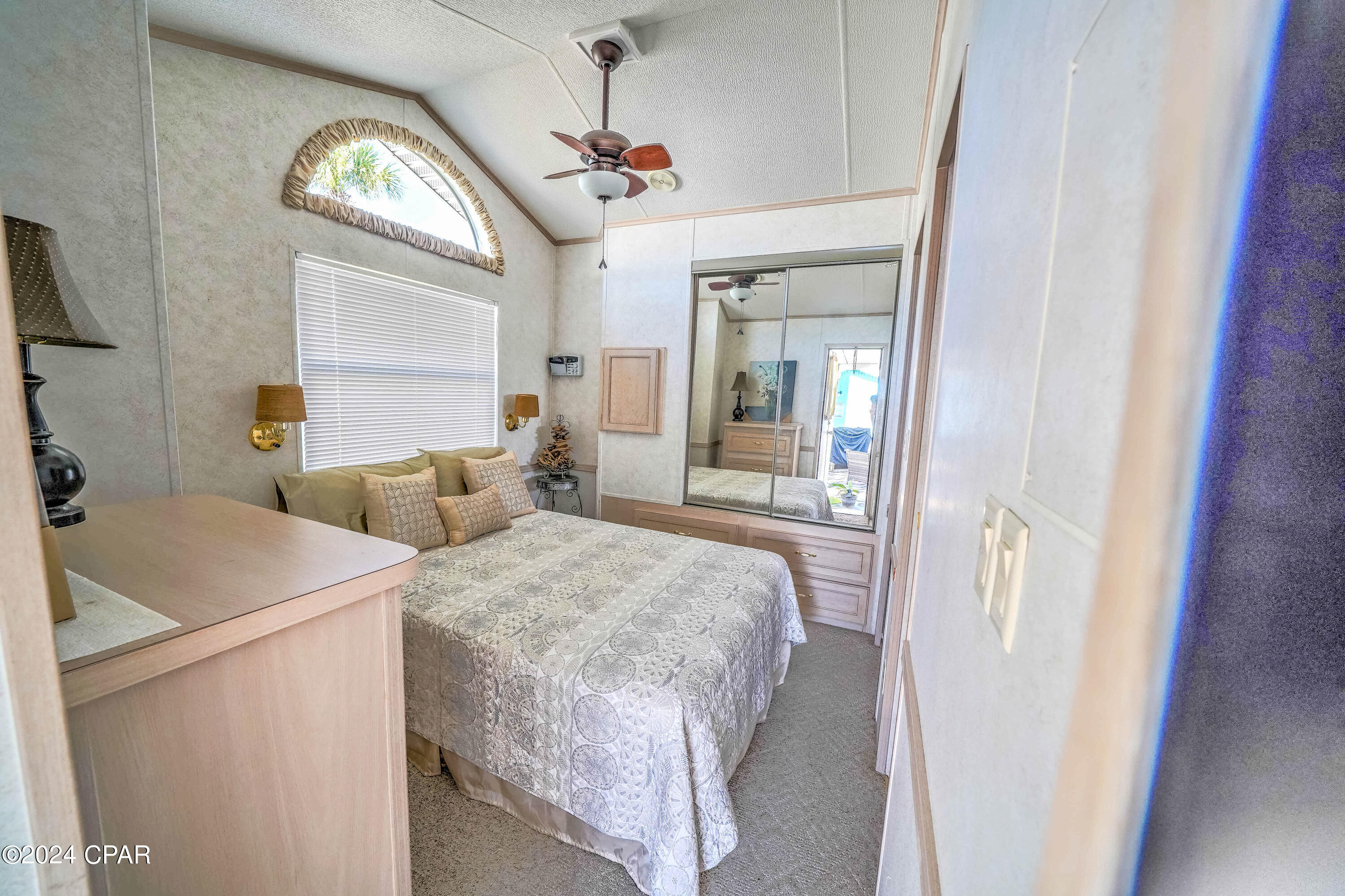 Venture Out Travel Trail - Residential