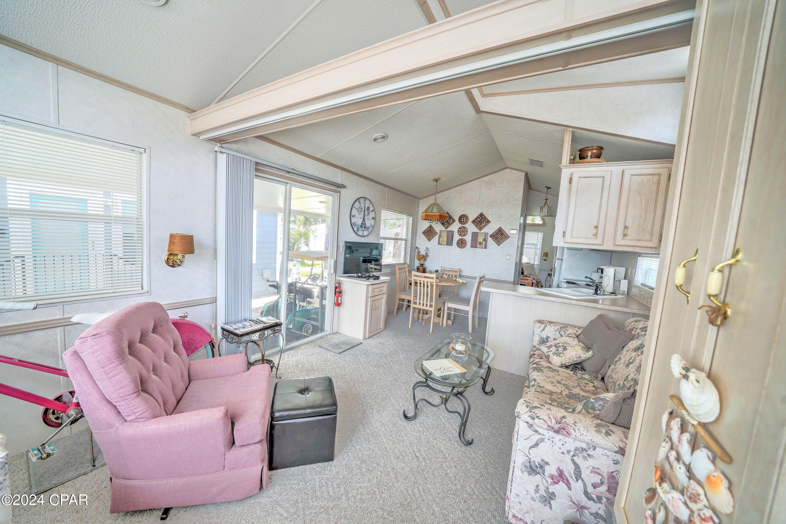 Venture Out Travel Trail - Residential