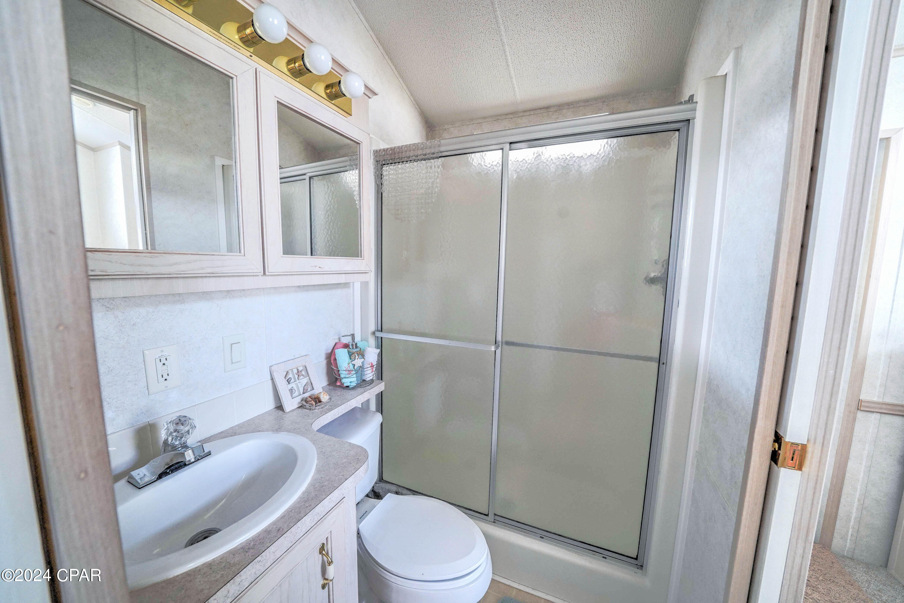 Venture Out Travel Trail - Residential