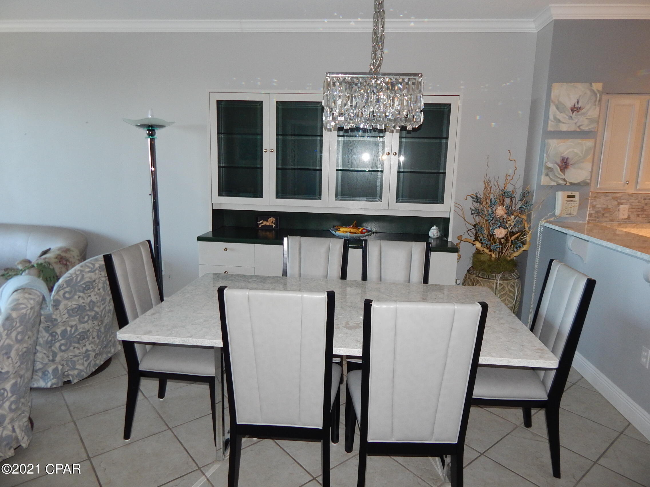 Magnolia Bay Club - Residential