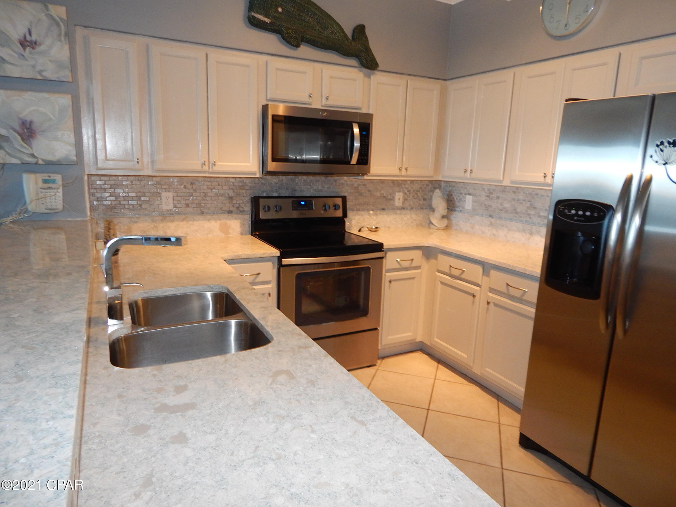 Magnolia Bay Club - Residential