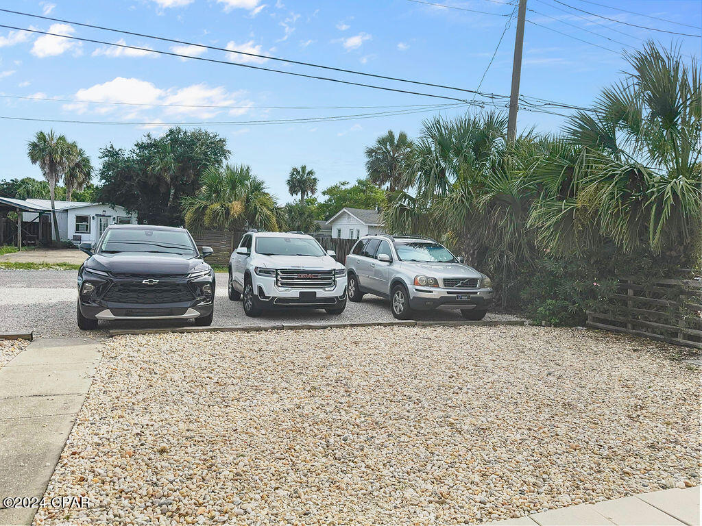 [No Recorded Subdiv] - Residential Lease