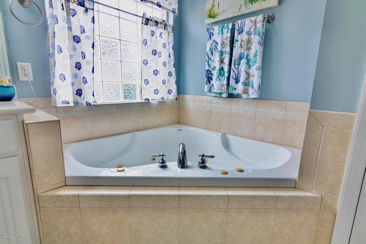 Hawks Landing - Residential