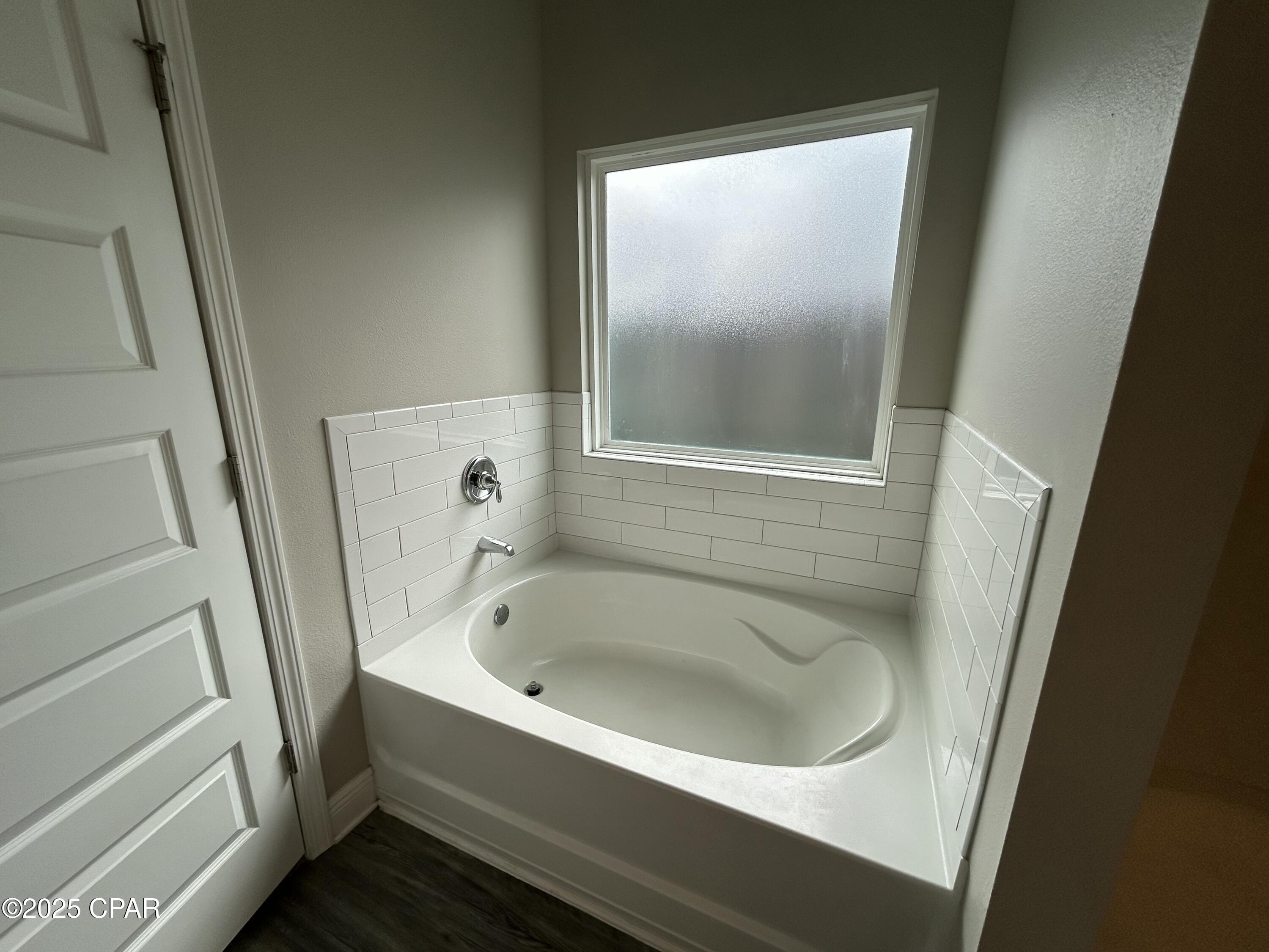 Emerald Cove Villas - Residential