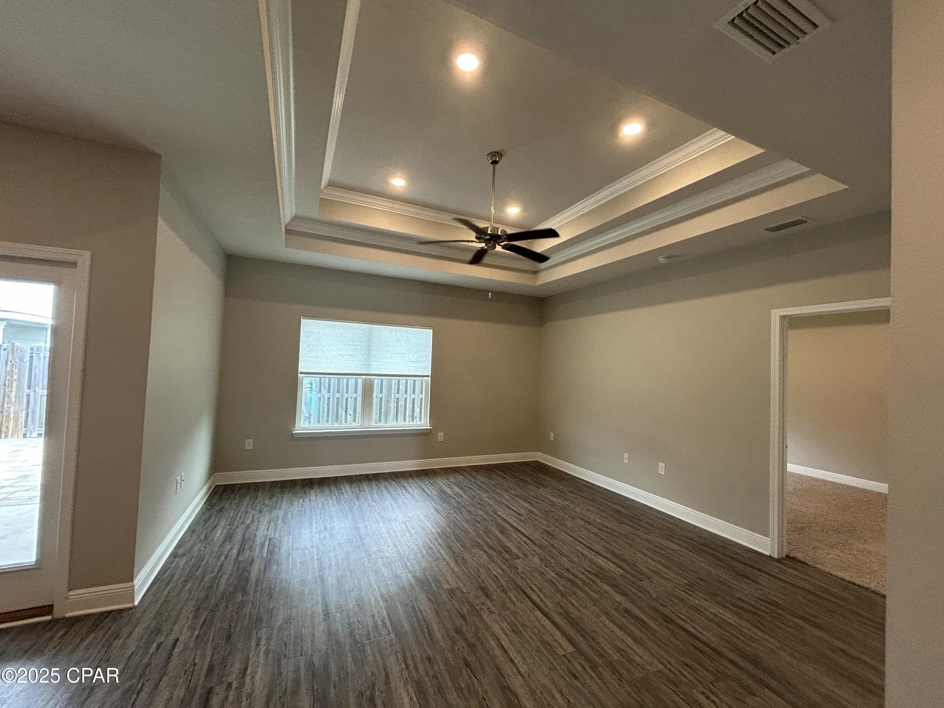 Emerald Cove Villas - Residential