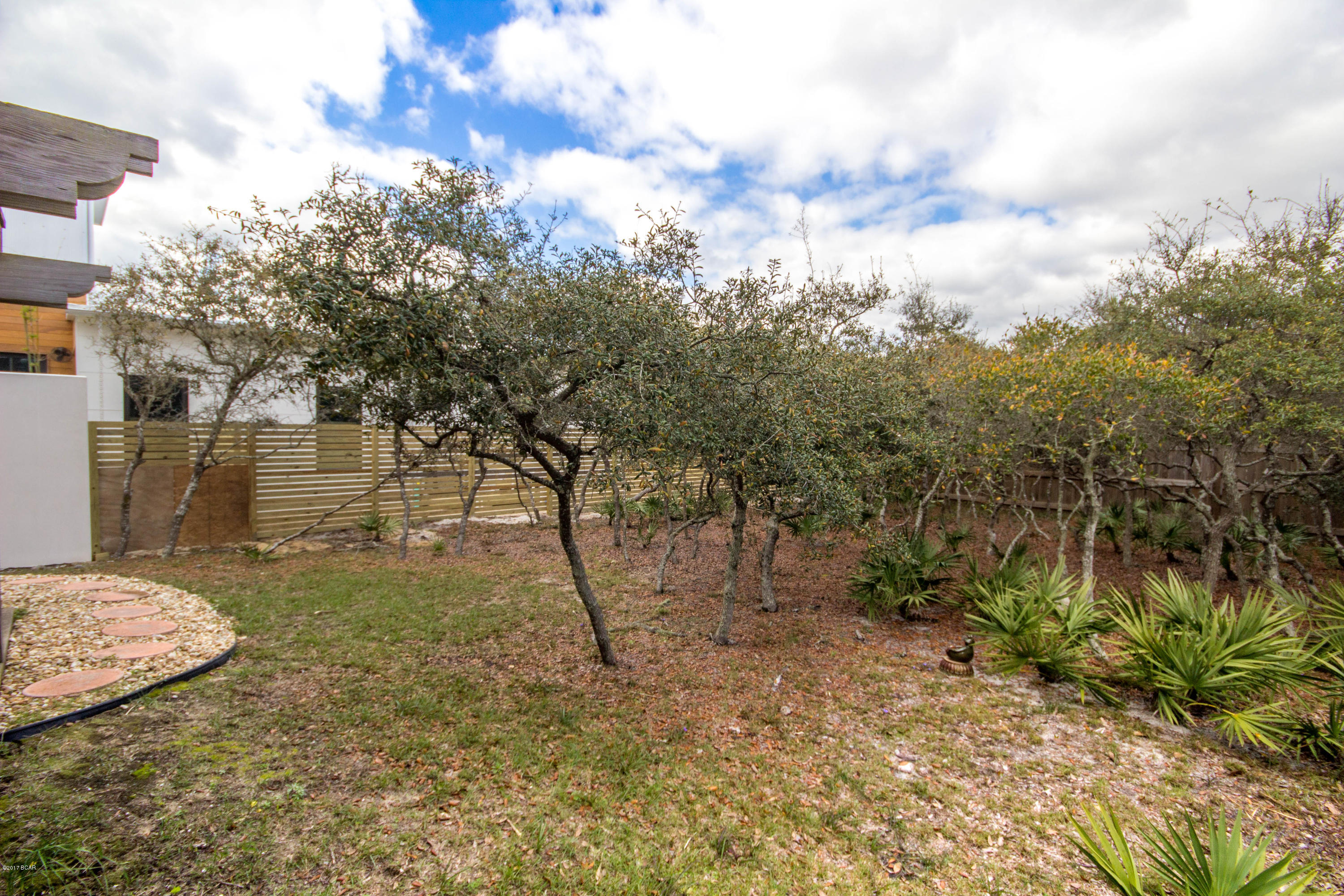 Sand Cliffs - Residential