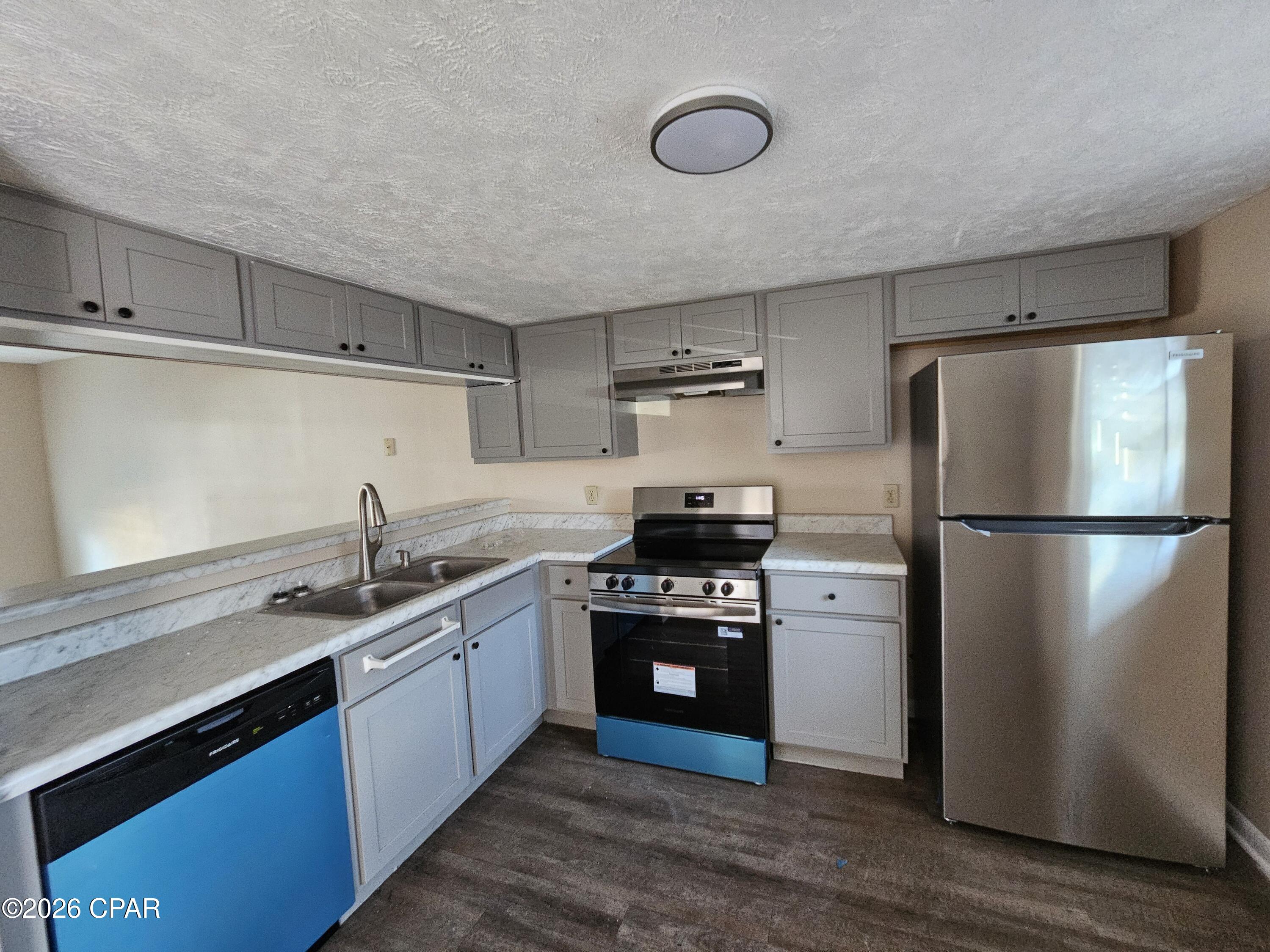 [No Recorded Subdiv] - Residential Lease