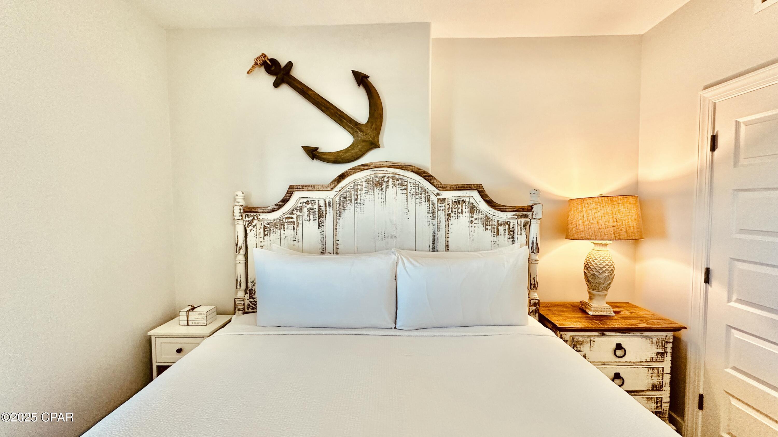 Tropic Winds - Residential