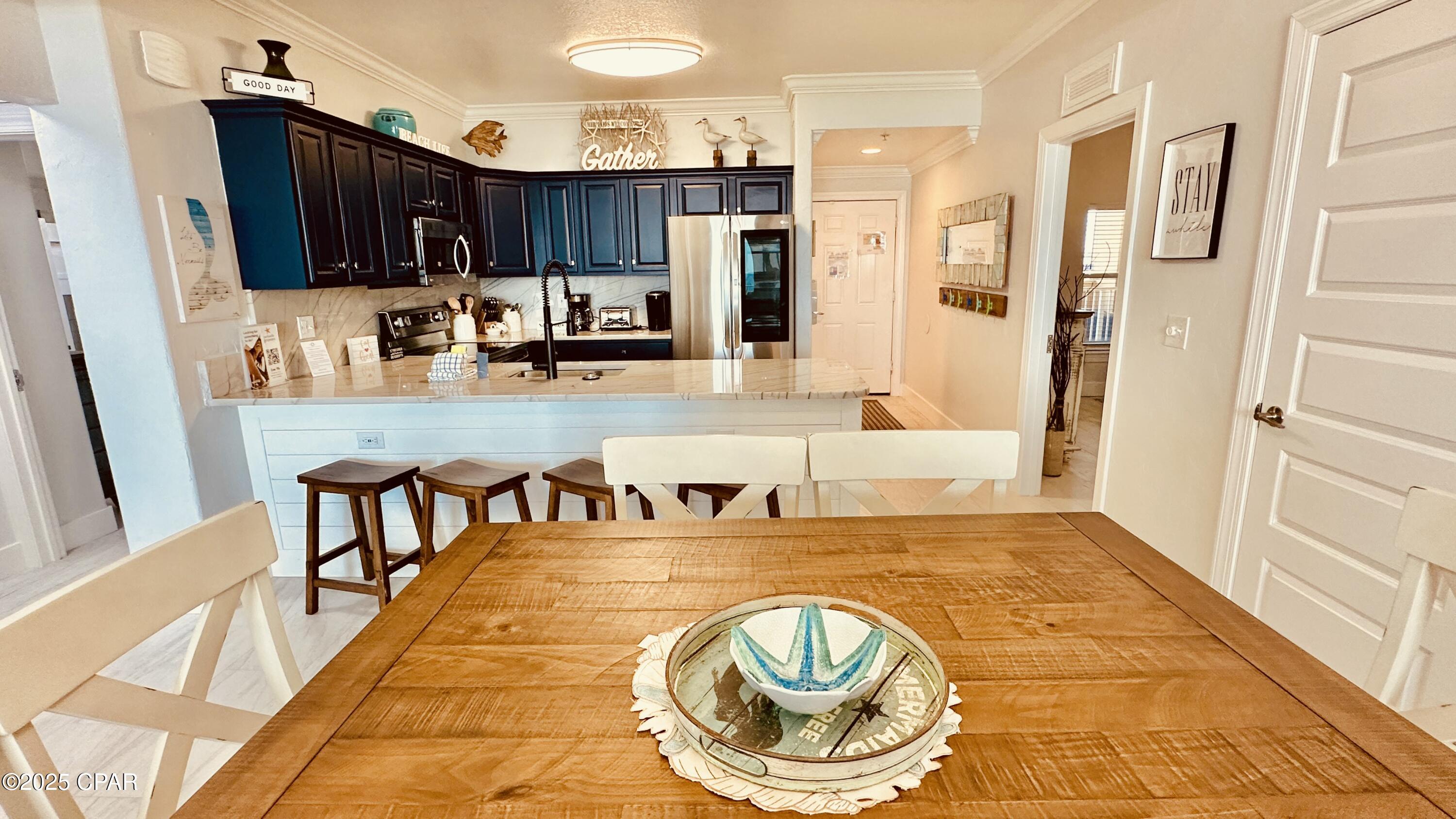 Tropic Winds - Residential