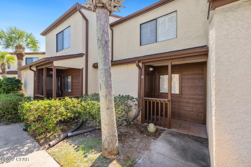 SELLER SAYS BRING ME AN OFFER! This condo is move in ready or rental ready you decide. New paint, flooring and updated kitchen and bath. Right by the bridge for super close and easy beach access...Don't miss this one!