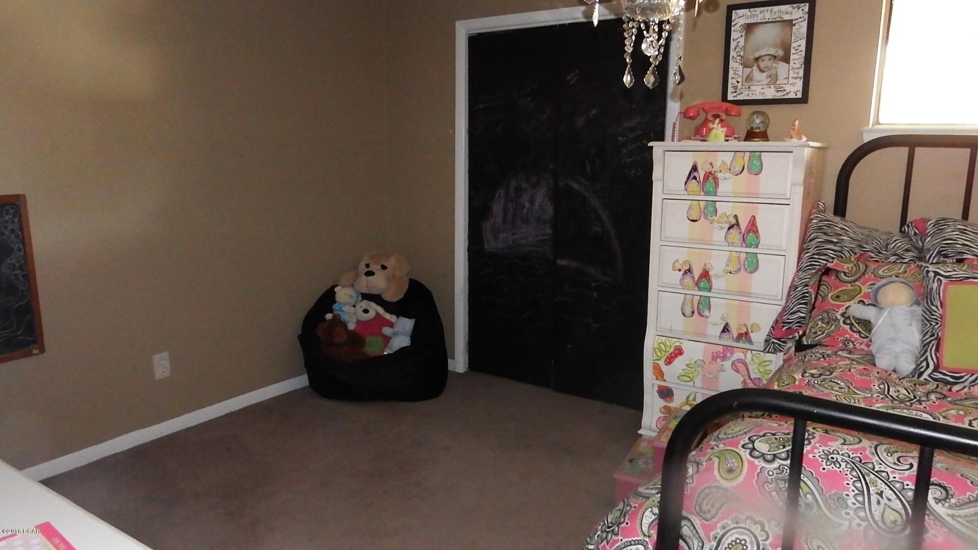 Shade Tree Condo Ph II - Residential