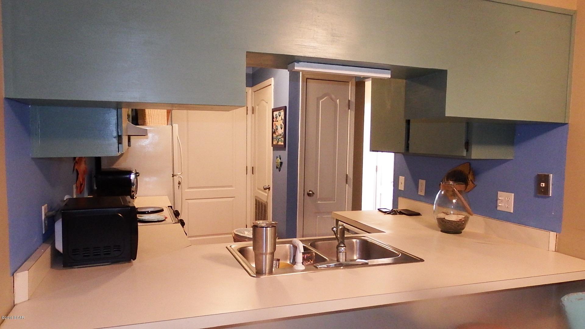 Shade Tree Condo Ph II - Residential