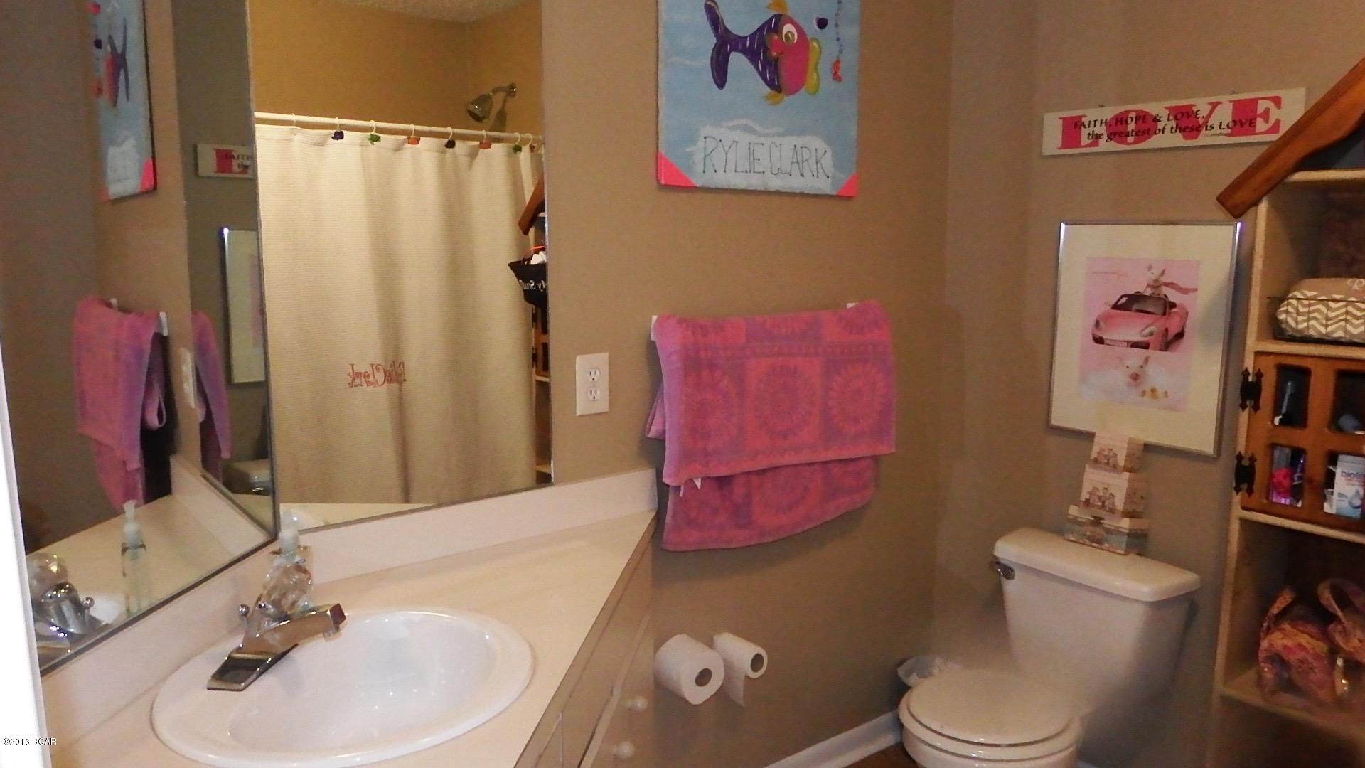 Shade Tree Condo Ph II - Residential