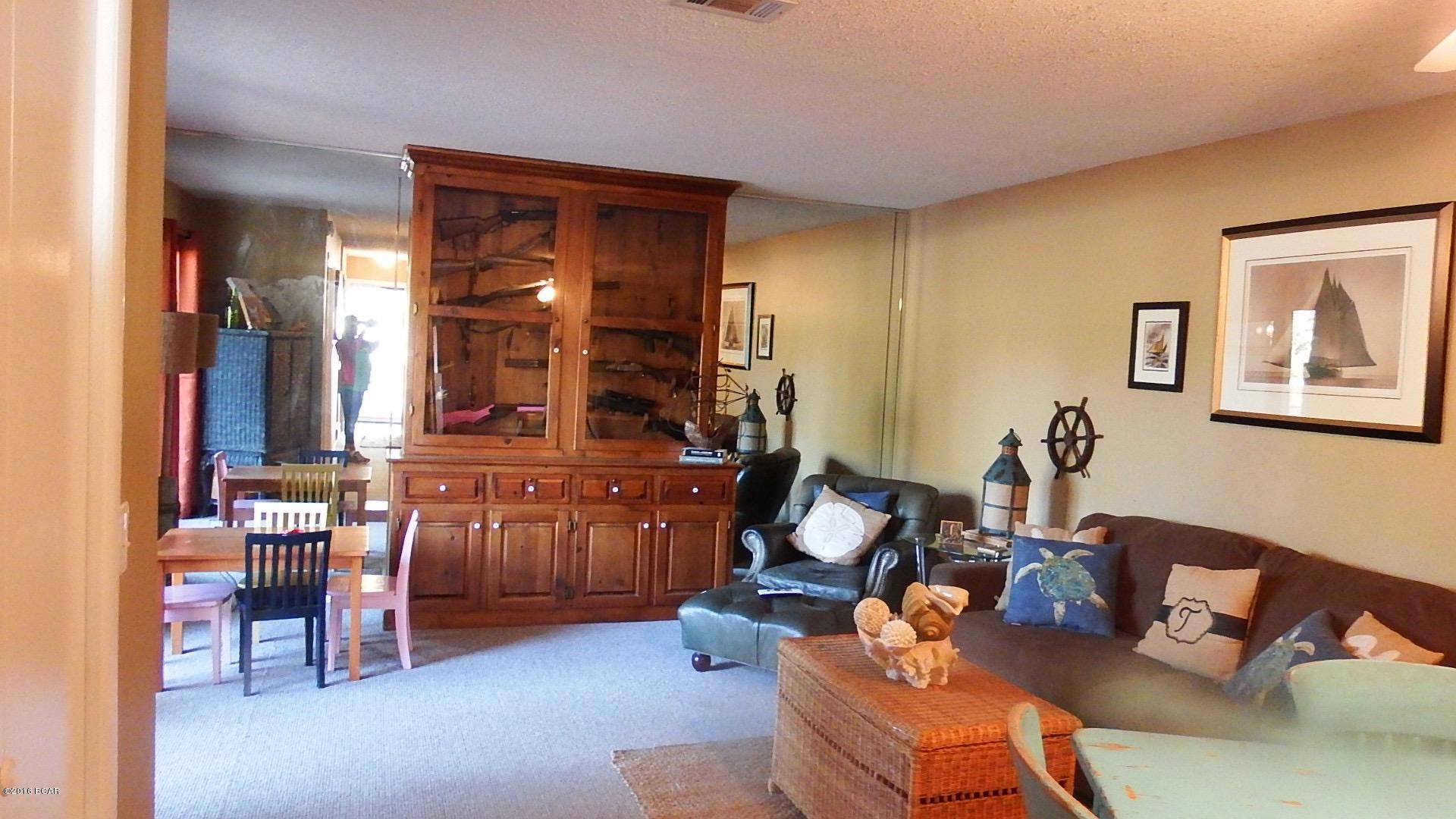 Shade Tree Condo Ph II - Residential