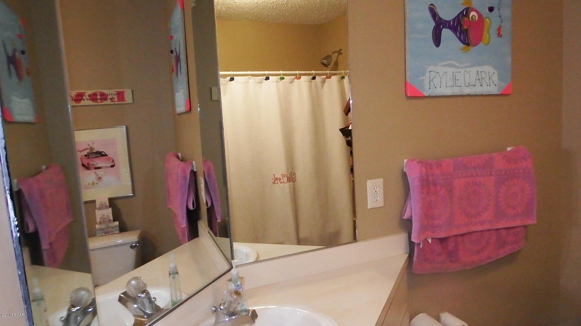 Shade Tree Condo Ph II - Residential