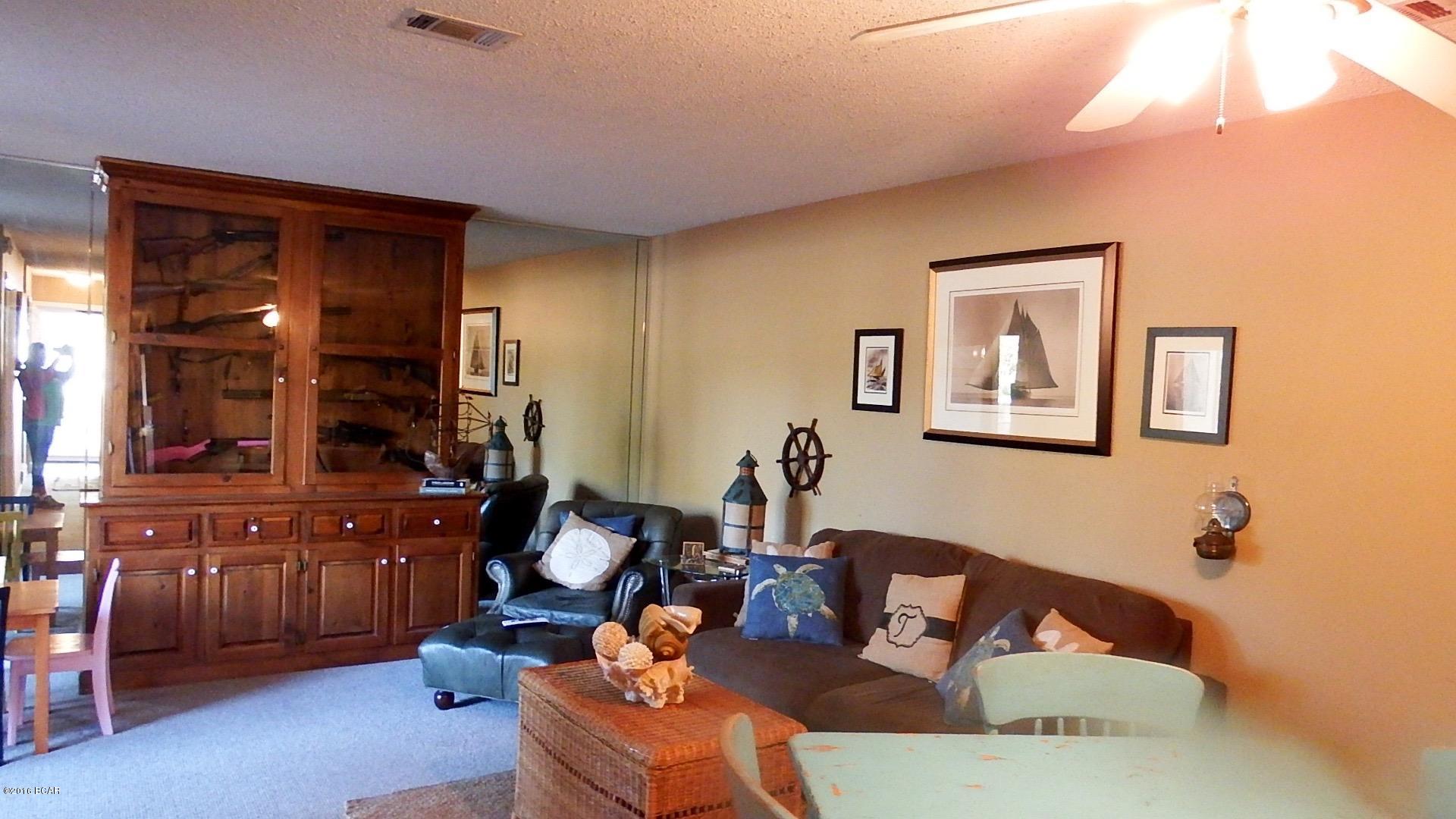 Shade Tree Condo Ph II - Residential