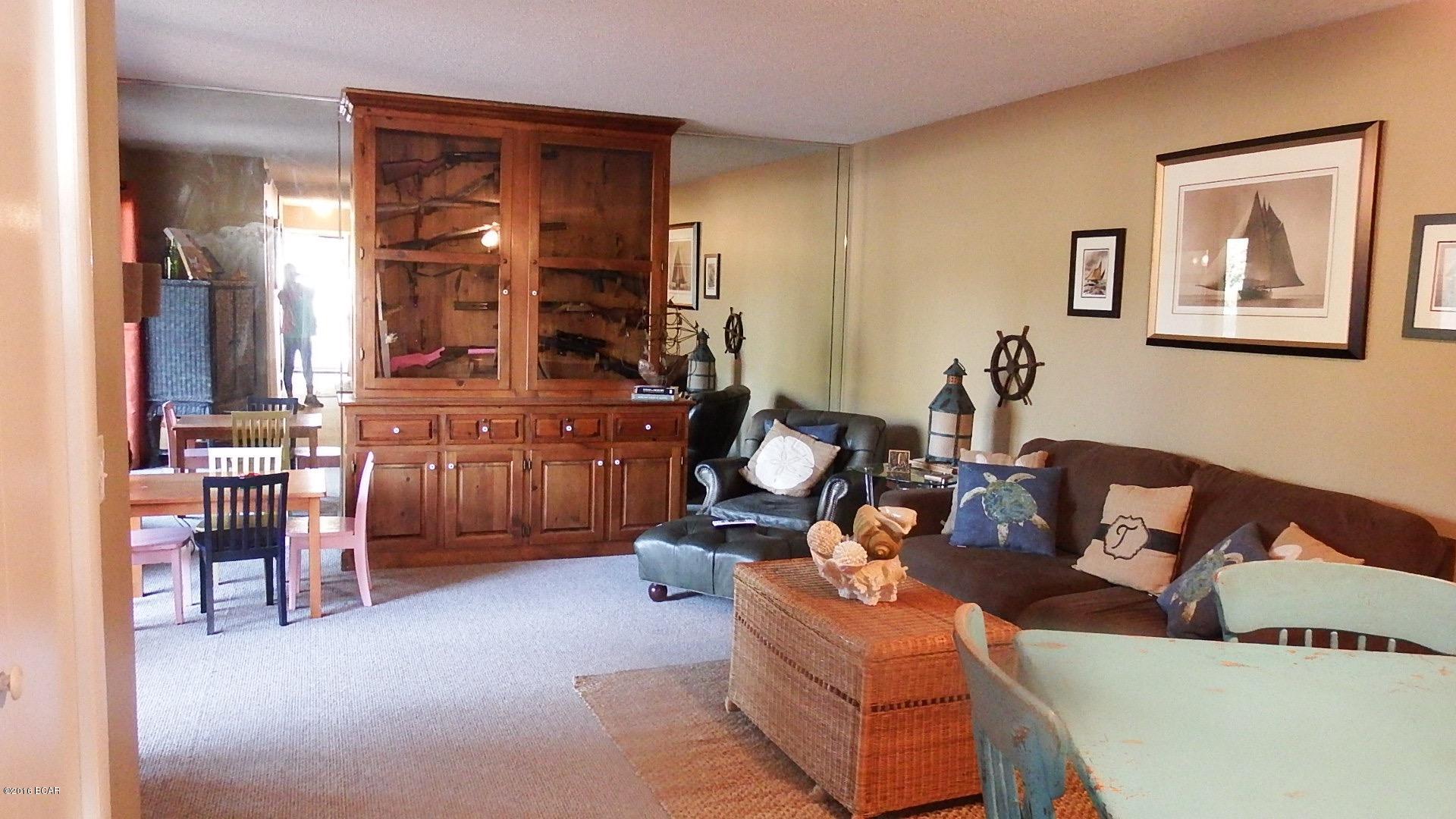 Shade Tree Condo Ph II - Residential