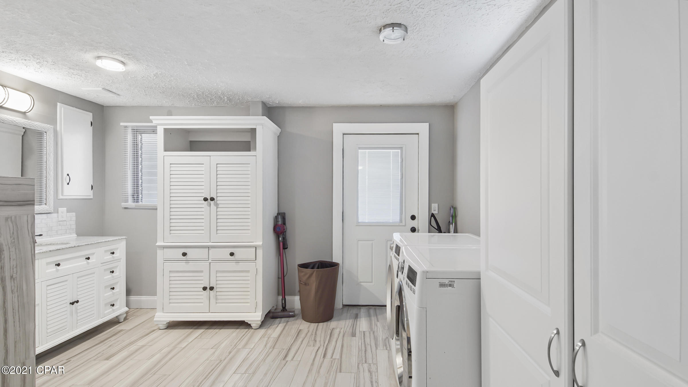 Hentz 1st Add Unit A - Residential