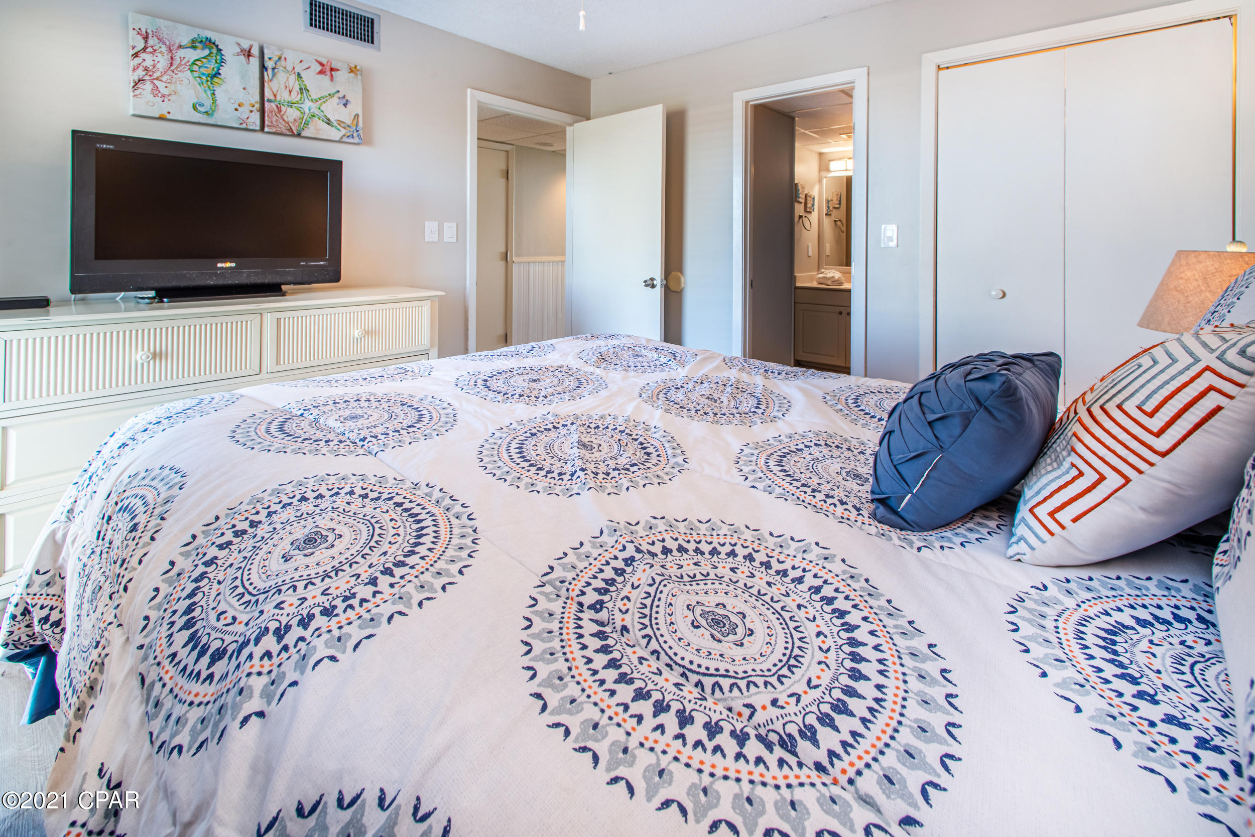 Edgewater Tower II - Residential