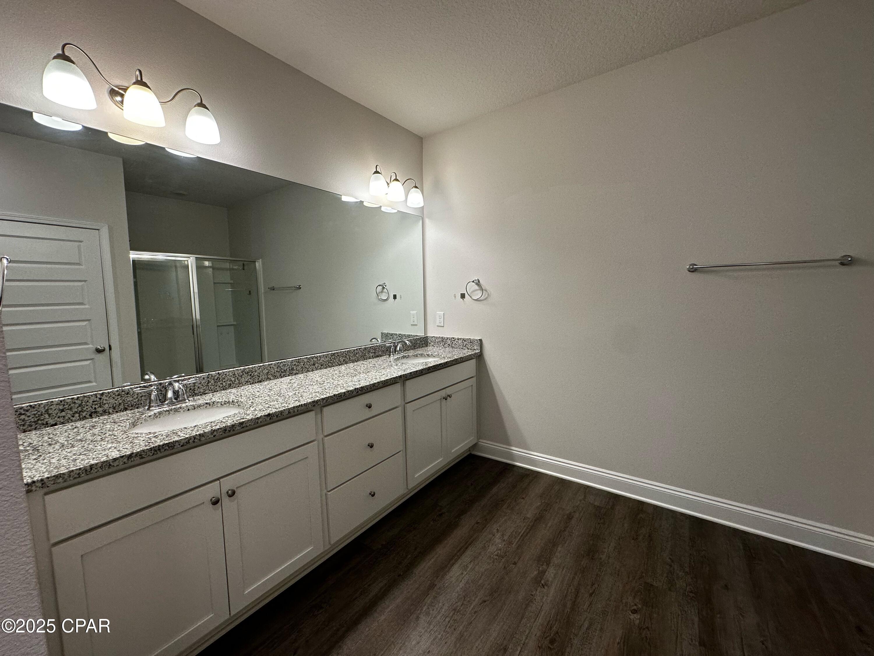 Emerald Cove Villas - Residential Lease