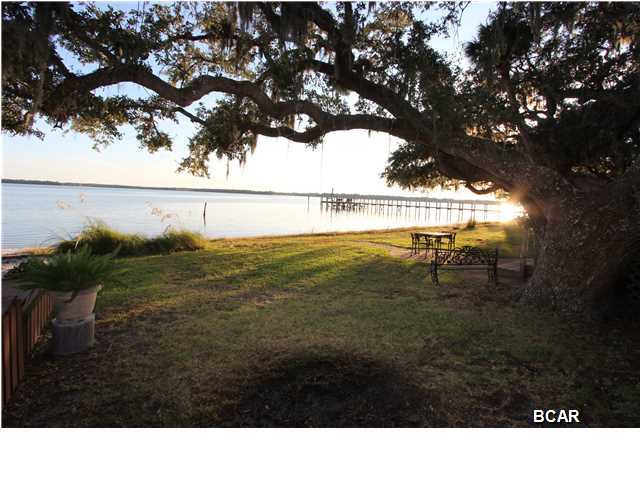 Bay Oaks Townhouses - Residential