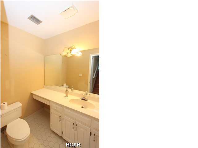 Bay Oaks Townhouses - Residential