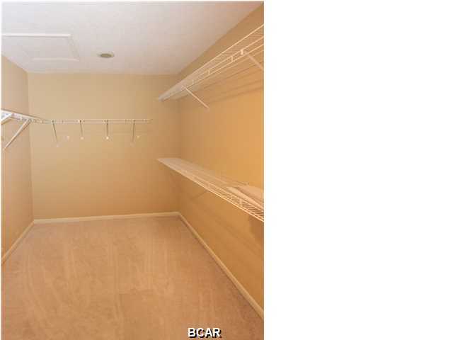 Bay Oaks Townhouses - Residential