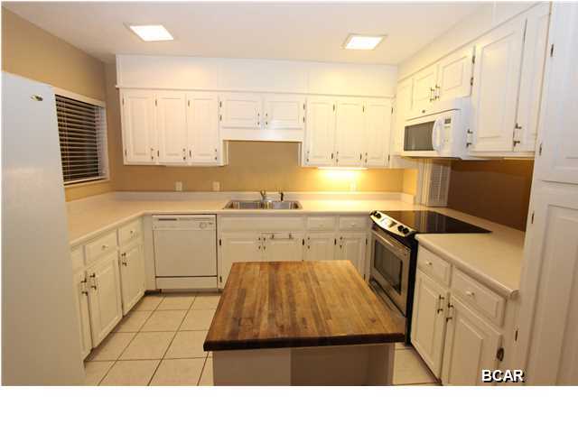 Bay Oaks Townhouses - Residential