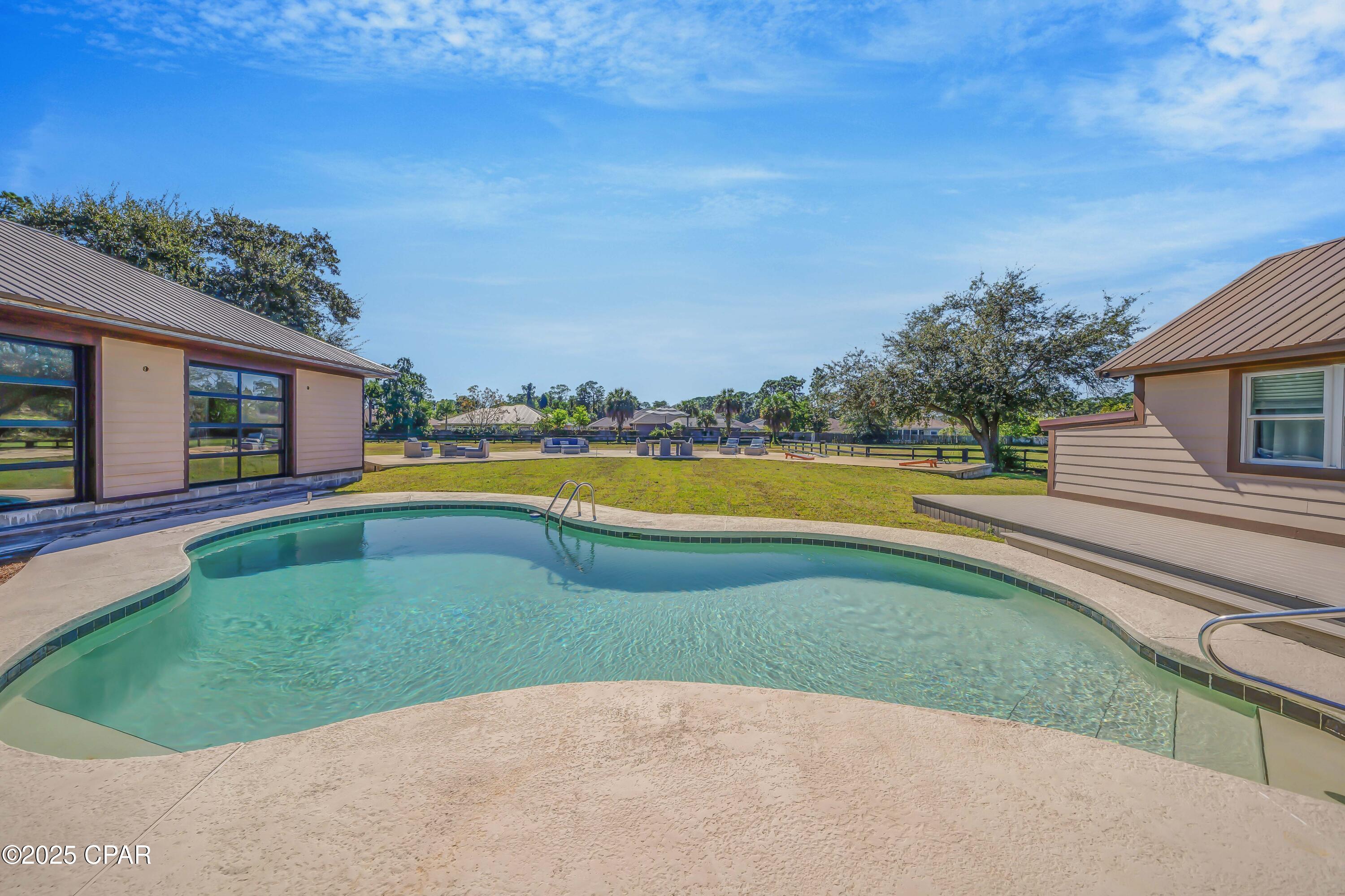 Thomas Drive Park U-2 - Residential