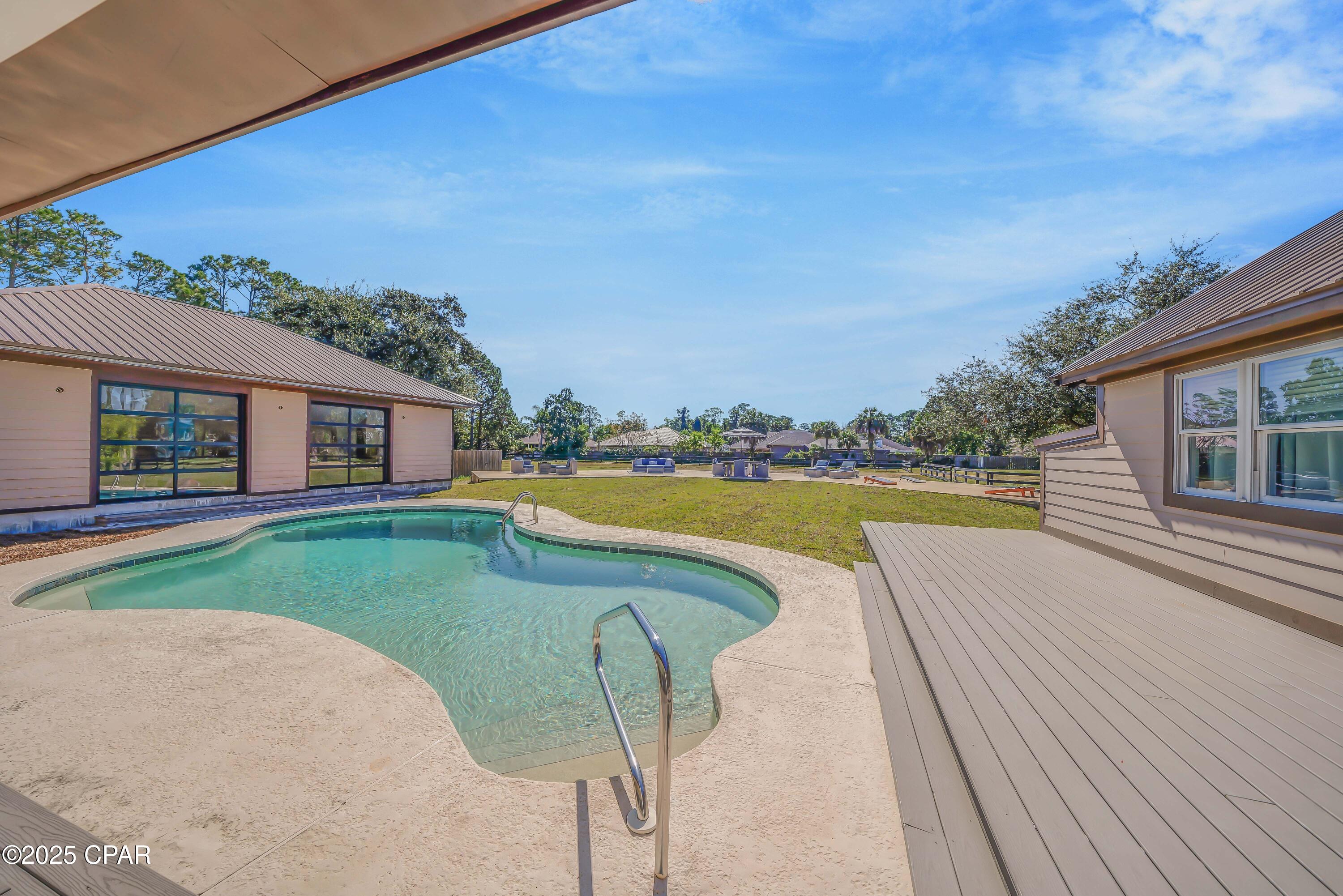 Thomas Drive Park U-2 - Residential