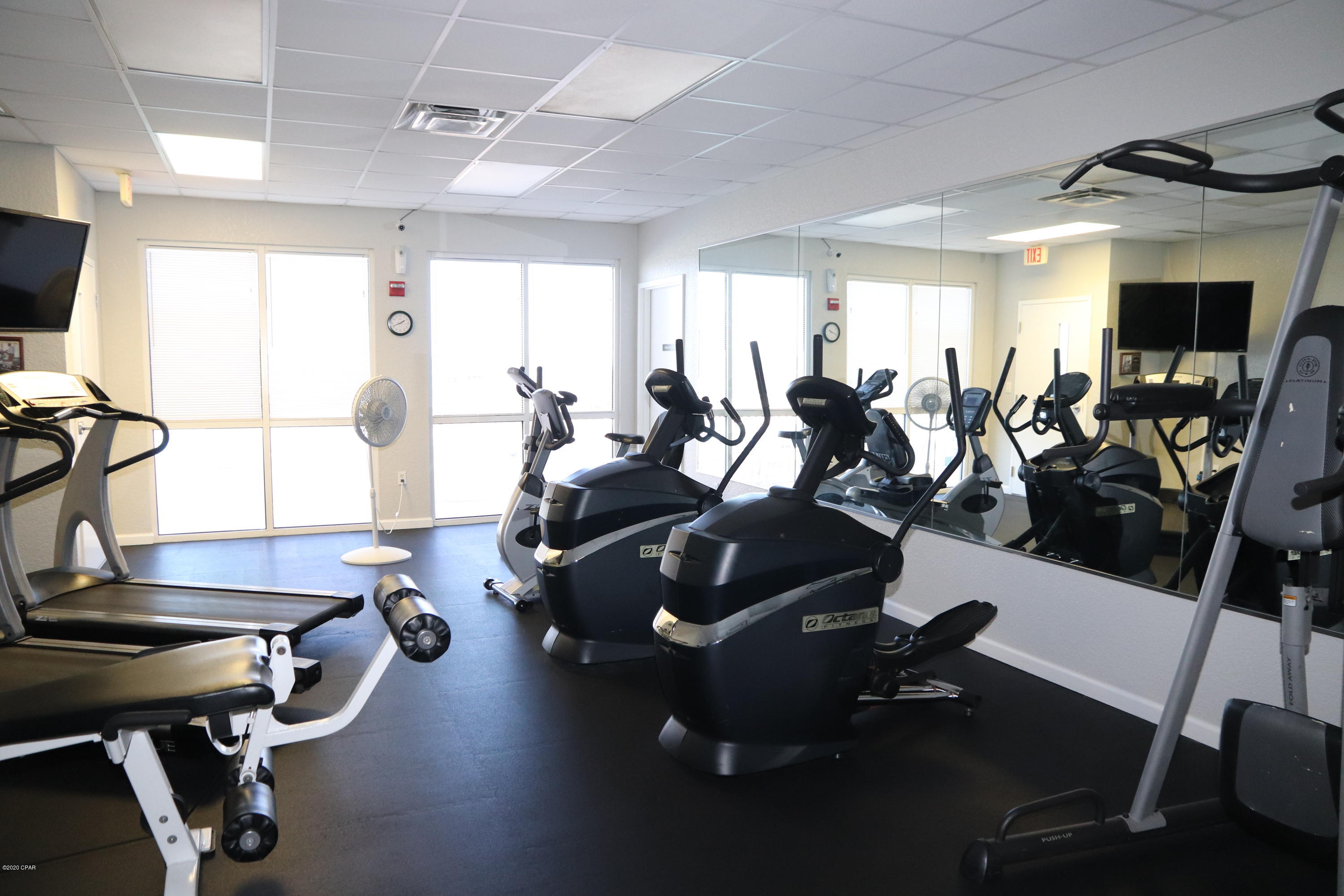 Hibiscus By The Bay - Residential