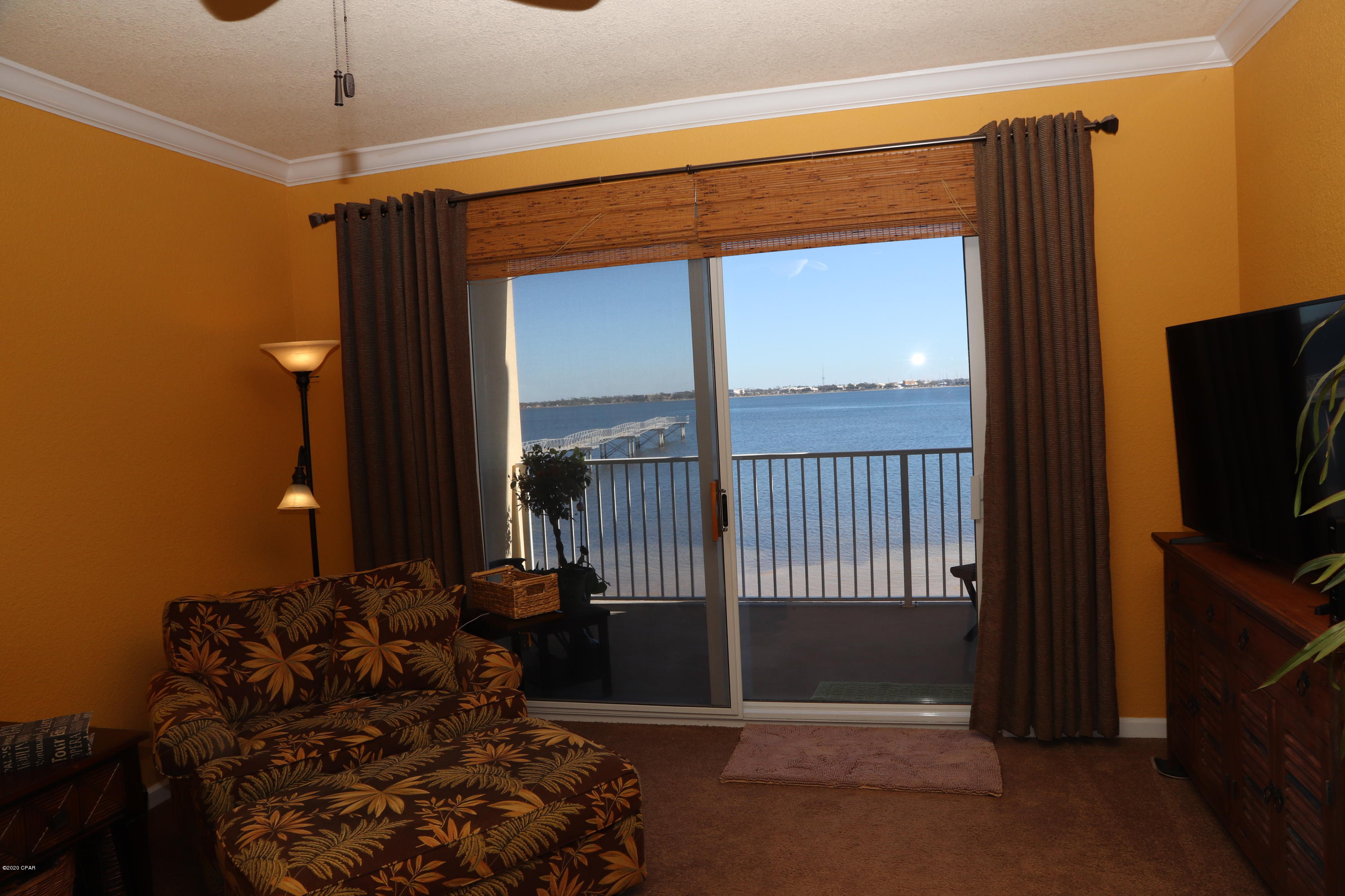 Hibiscus By The Bay - Residential