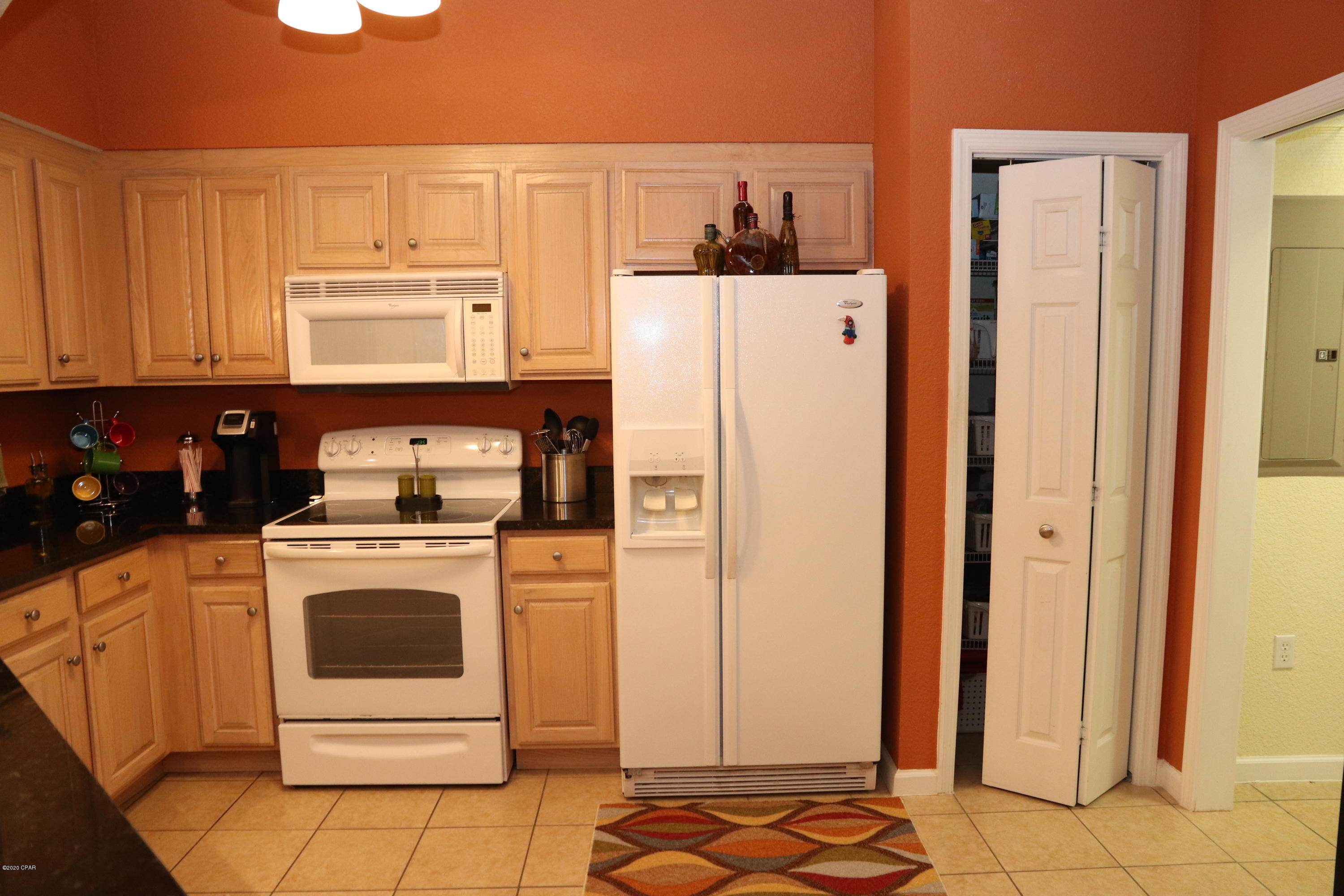 Hibiscus By The Bay - Residential