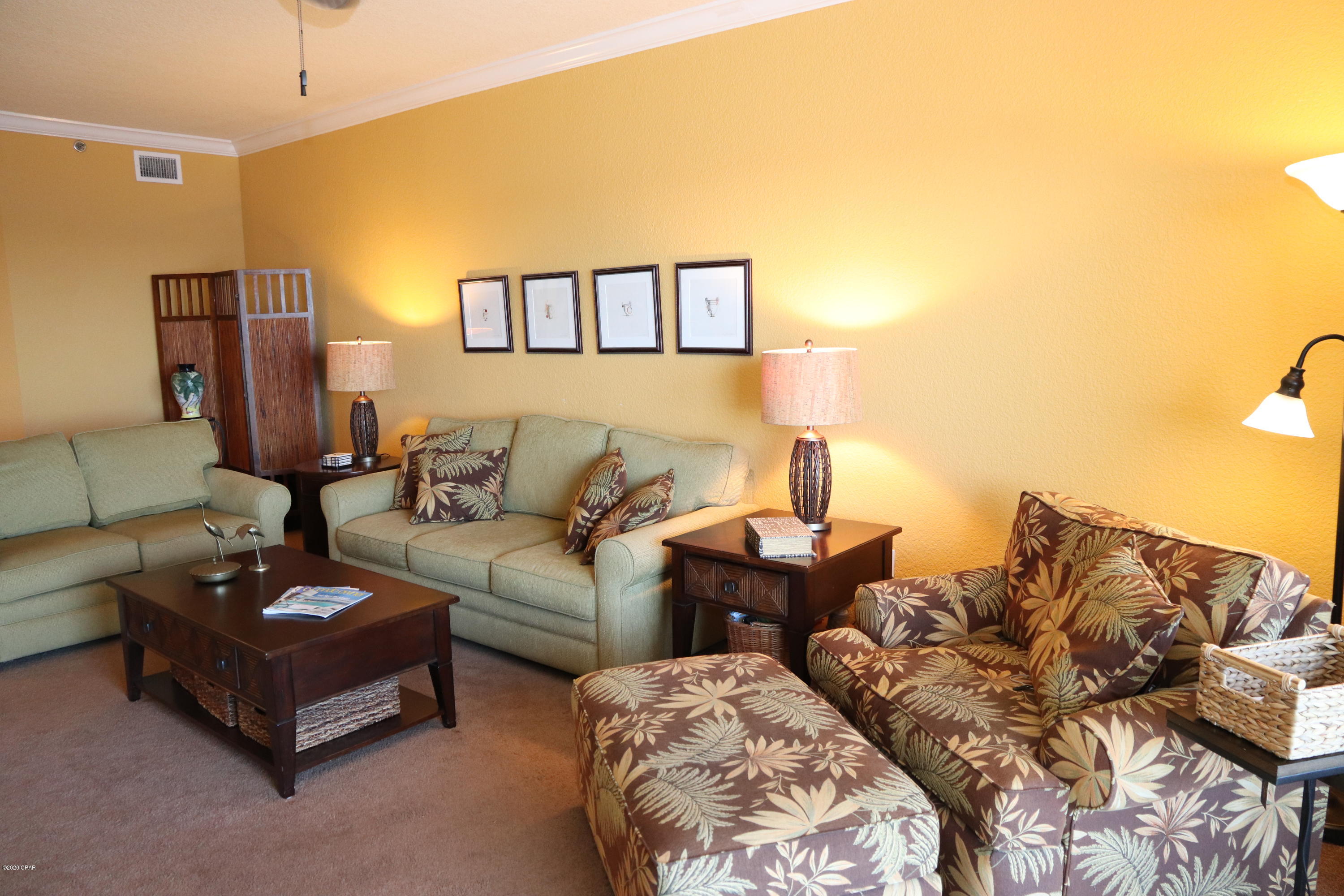 Hibiscus By The Bay - Residential