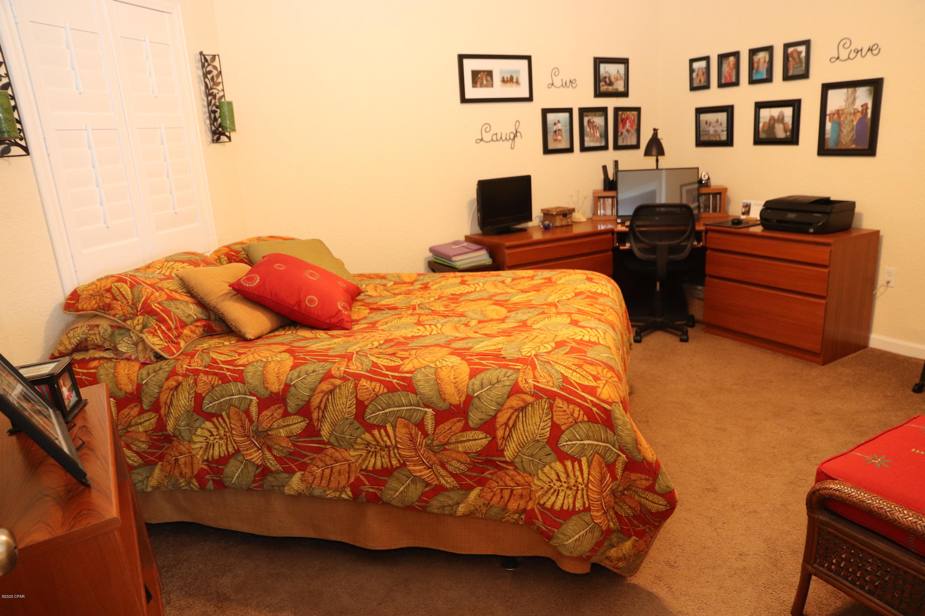 Hibiscus By The Bay - Residential